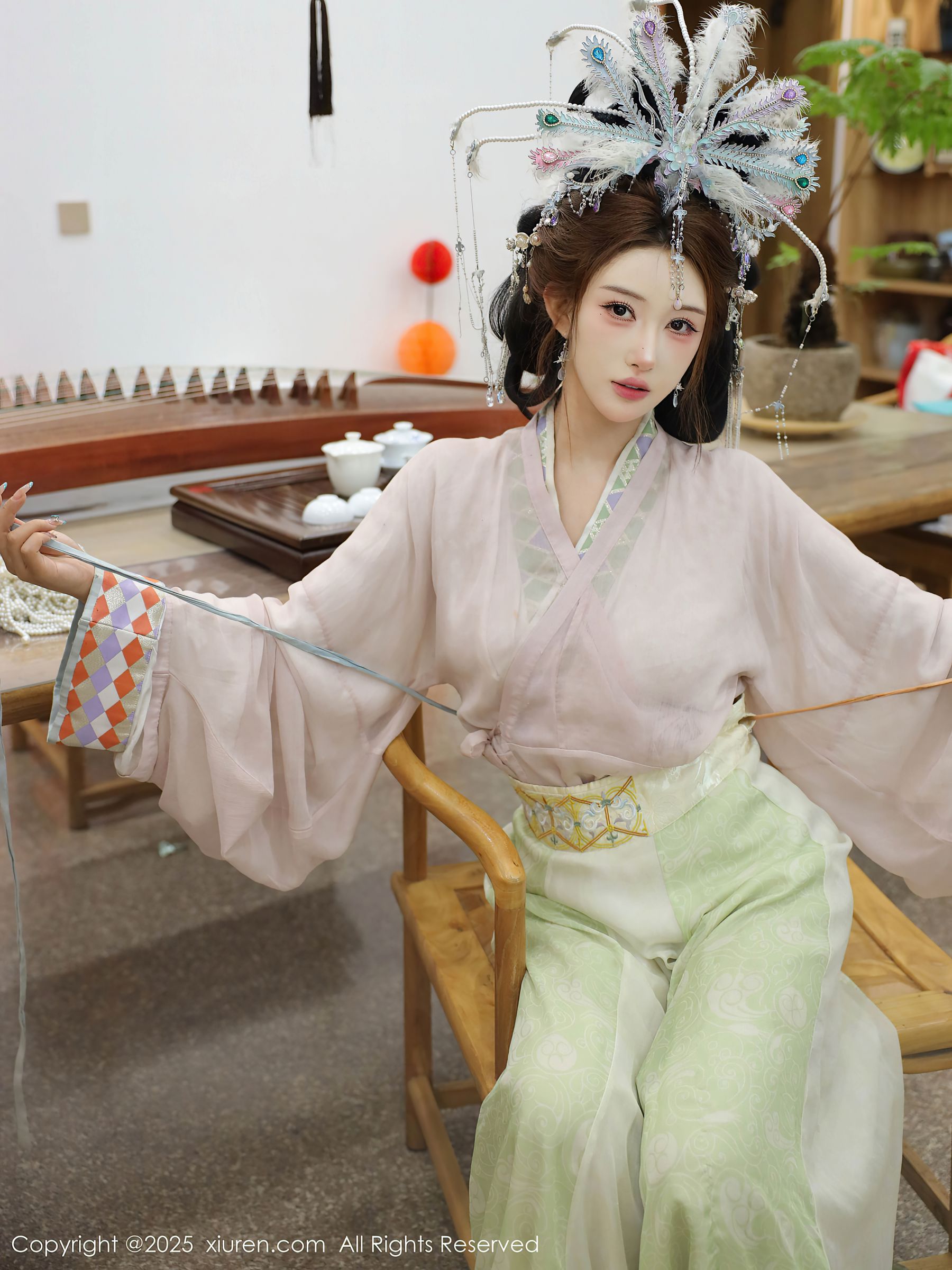 [秀人XiuRen] 2025.09.05 No.10736 梨霜儿/(80P)