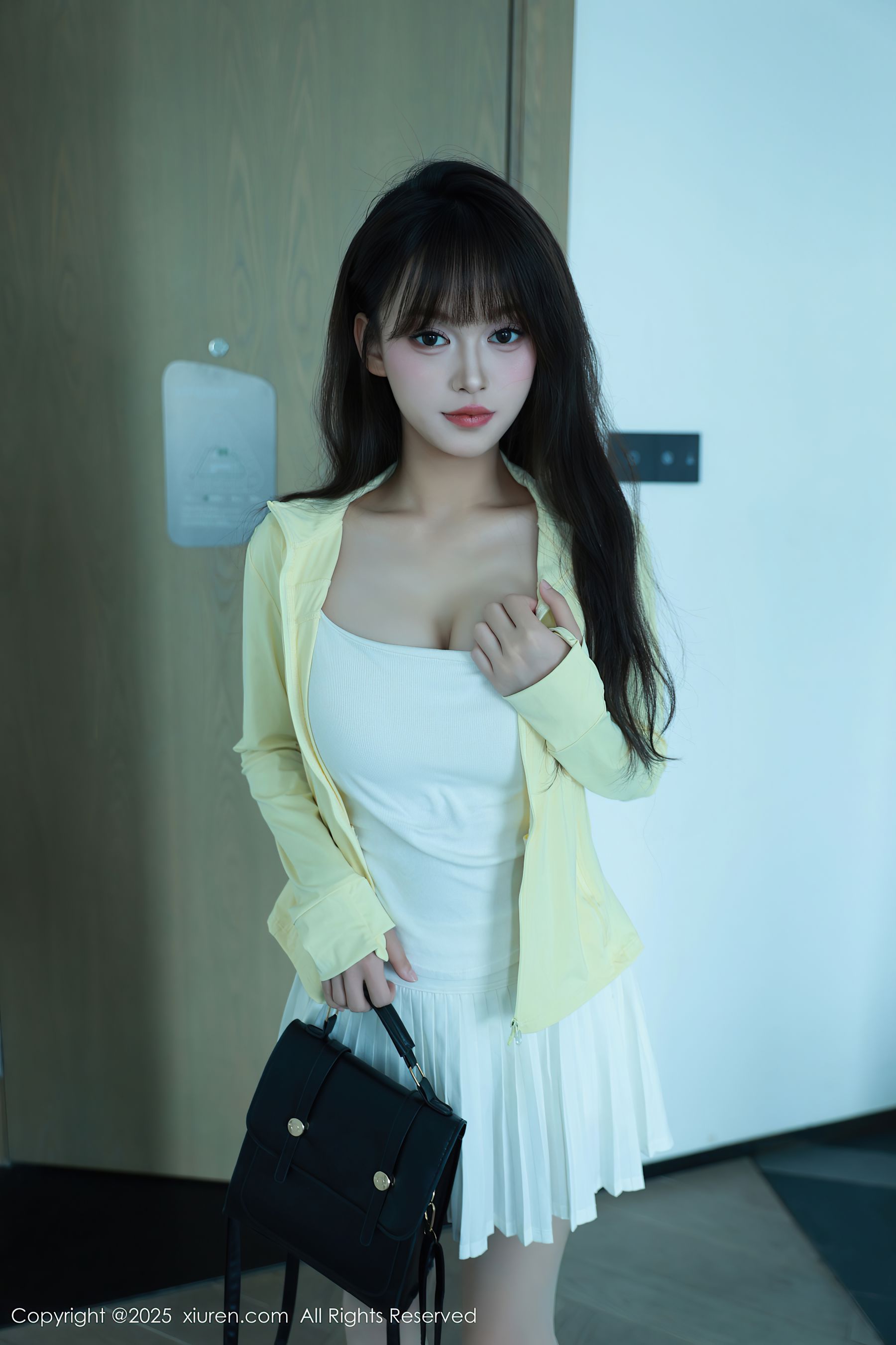 [秀人XiuRen] 2025.08.28 No.10702 糯咪/(82P)