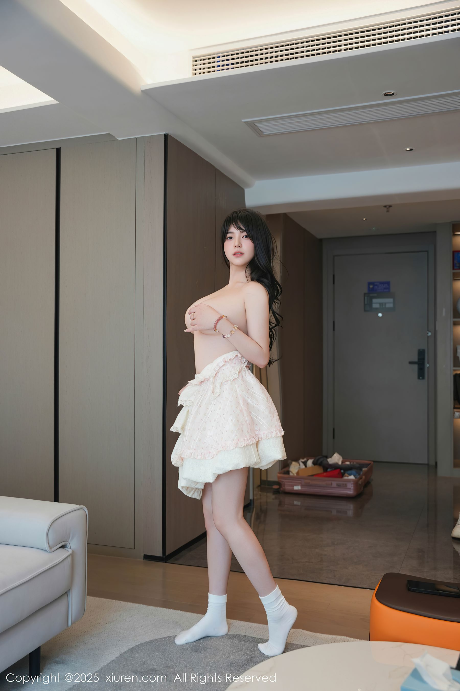 [秀人XiuRen] 2025.09.05 NO.10734 软情/(75P)