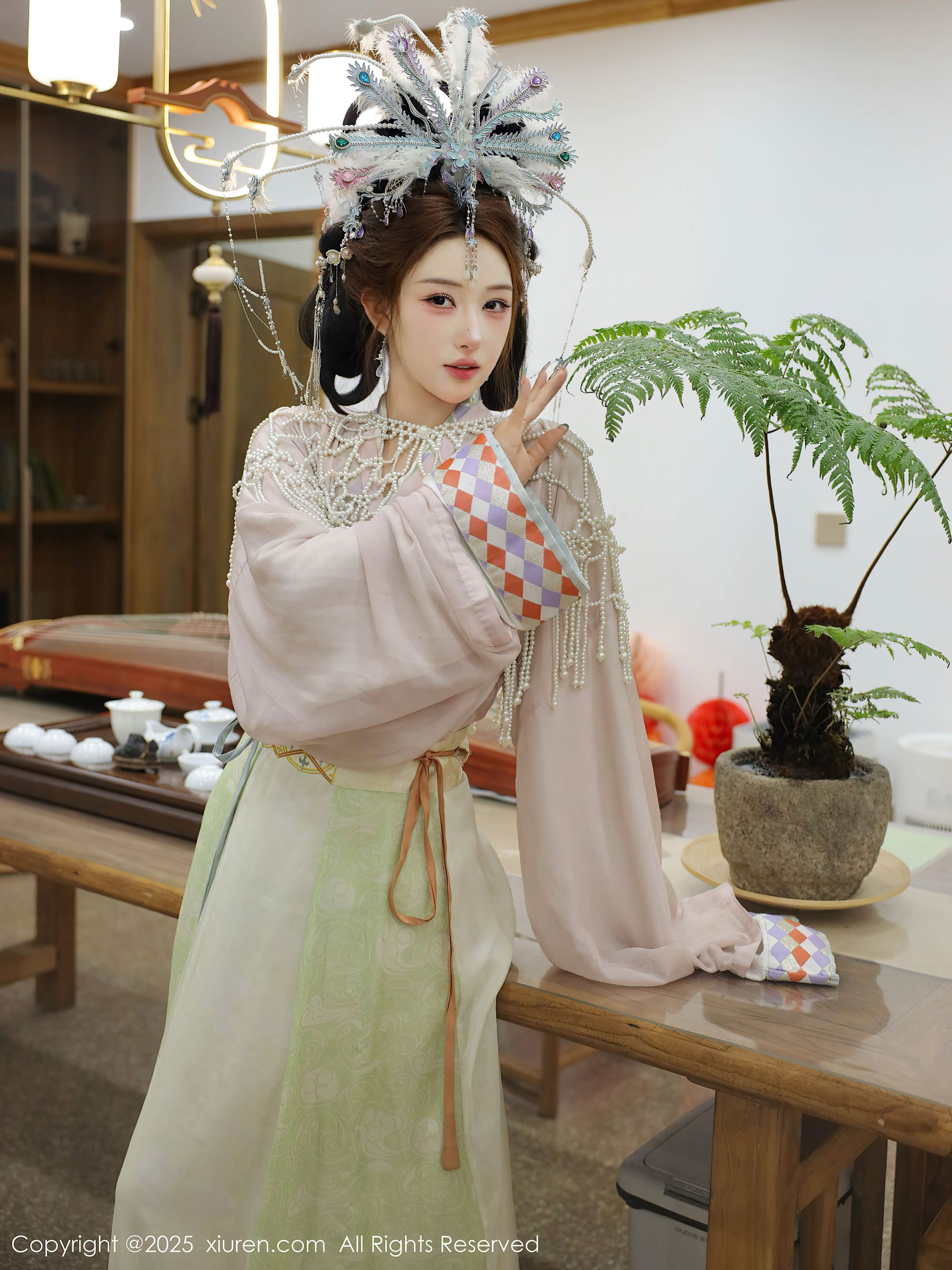 [秀人XiuRen] 2025.09.05 No.10736 梨霜儿/(80P)