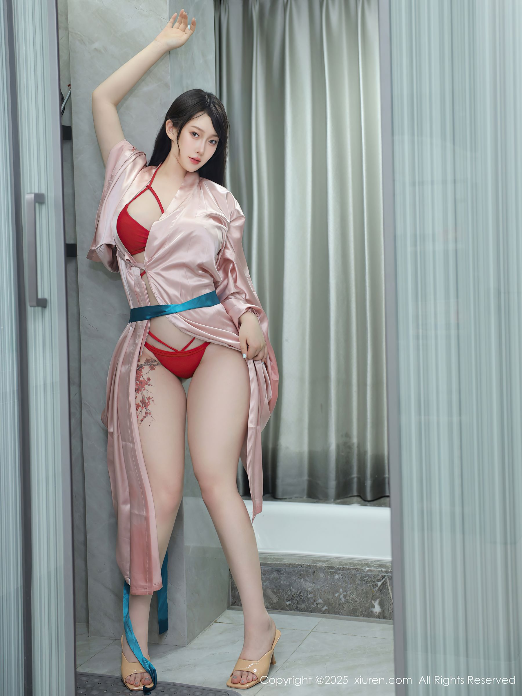 [秀人XiuRen] 2025.09.03 No.10724 李沁恩lrene/(79P)