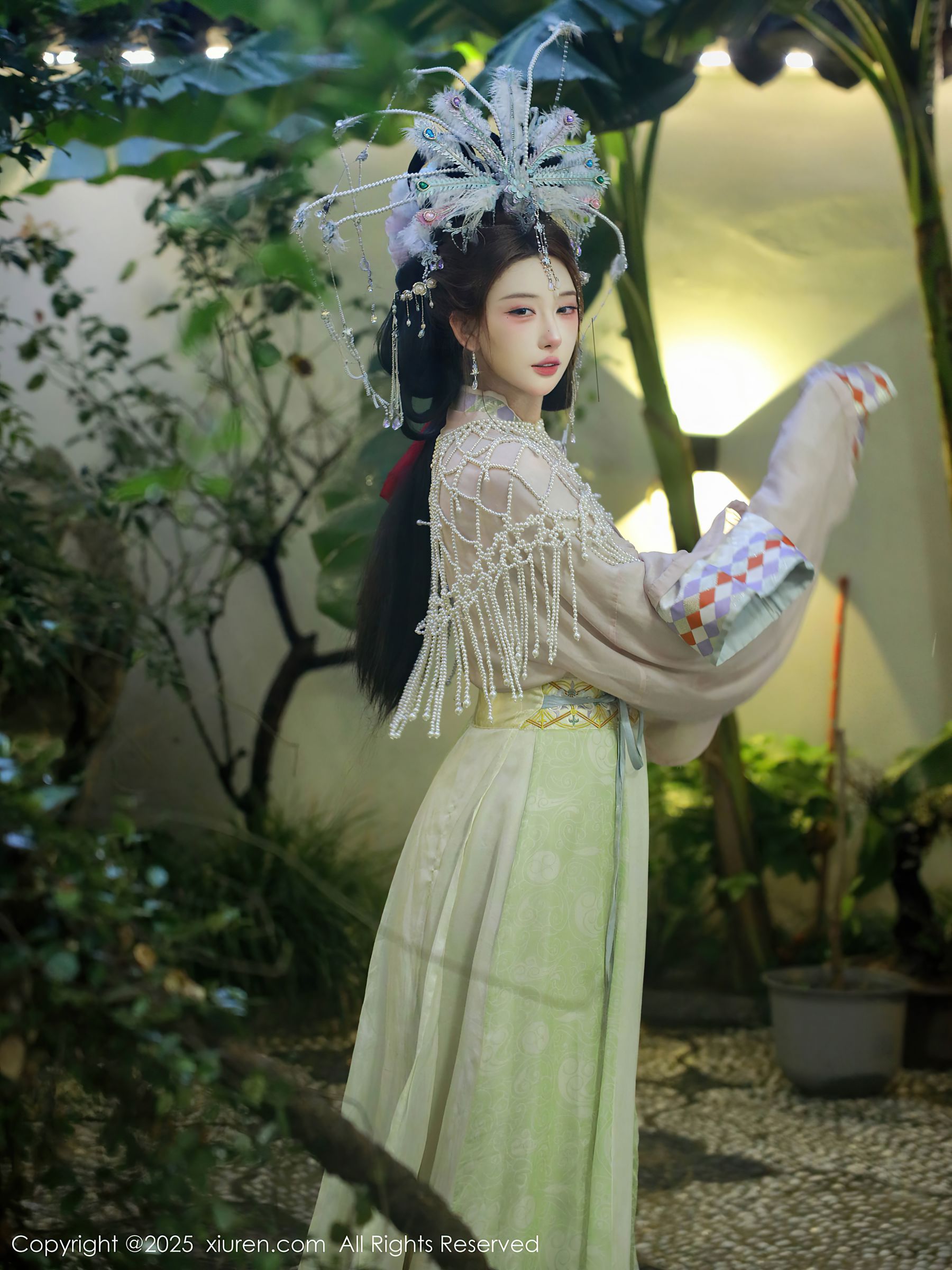 [秀人XiuRen] 2025.09.05 No.10736 梨霜儿/(80P)