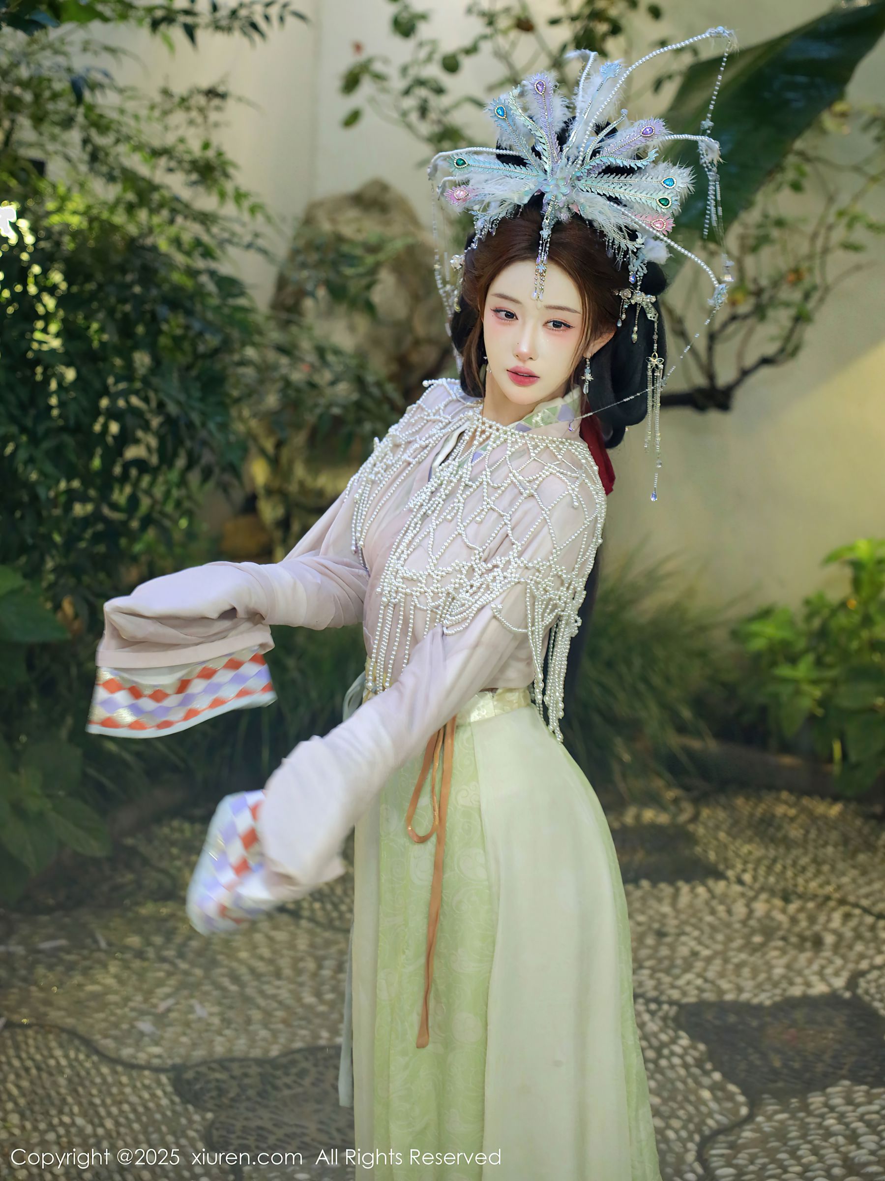 [秀人XiuRen] 2025.09.05 No.10736 梨霜儿/(80P)