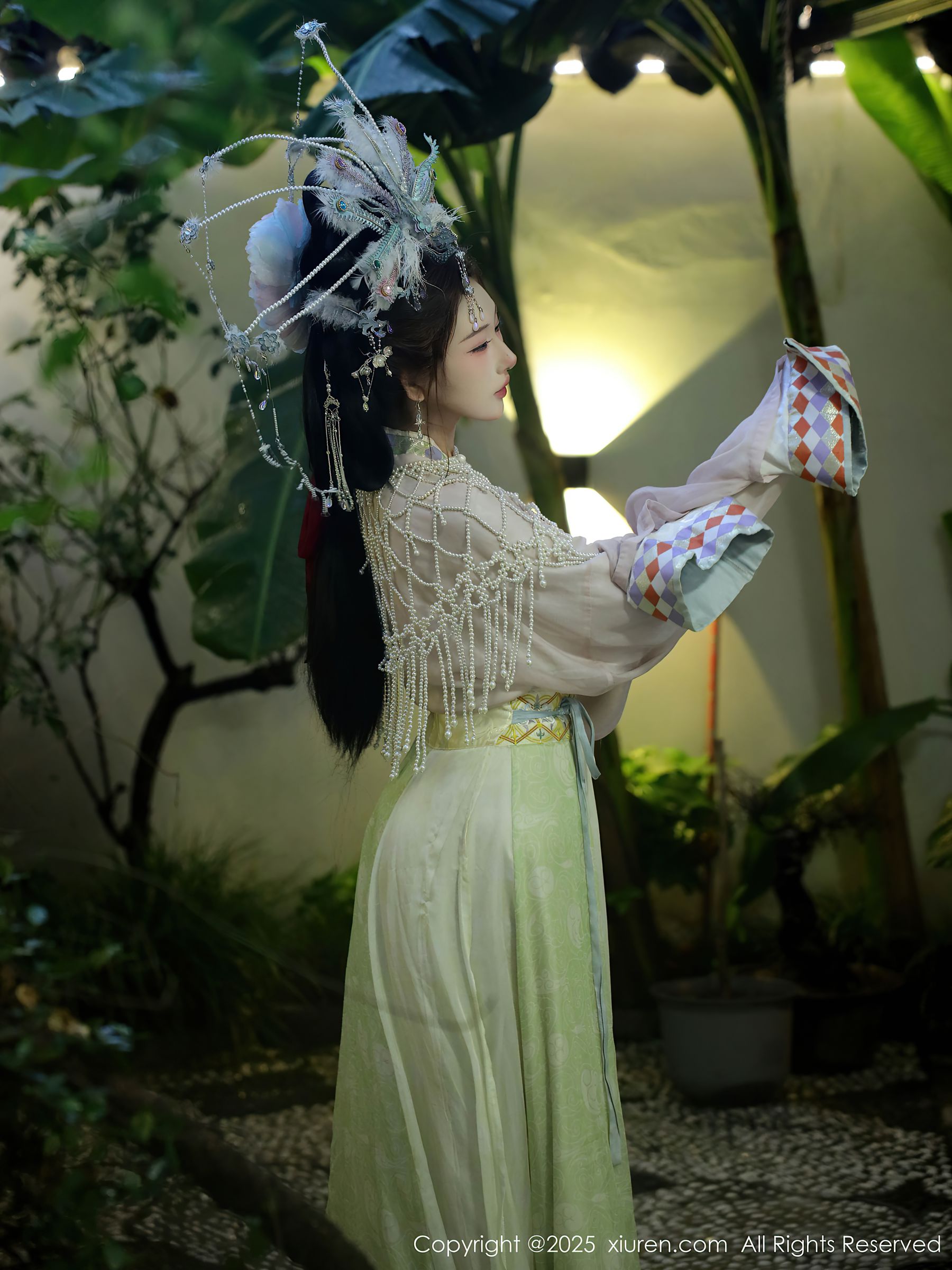 [秀人XiuRen] 2025.09.05 No.10736 梨霜儿/(80P)