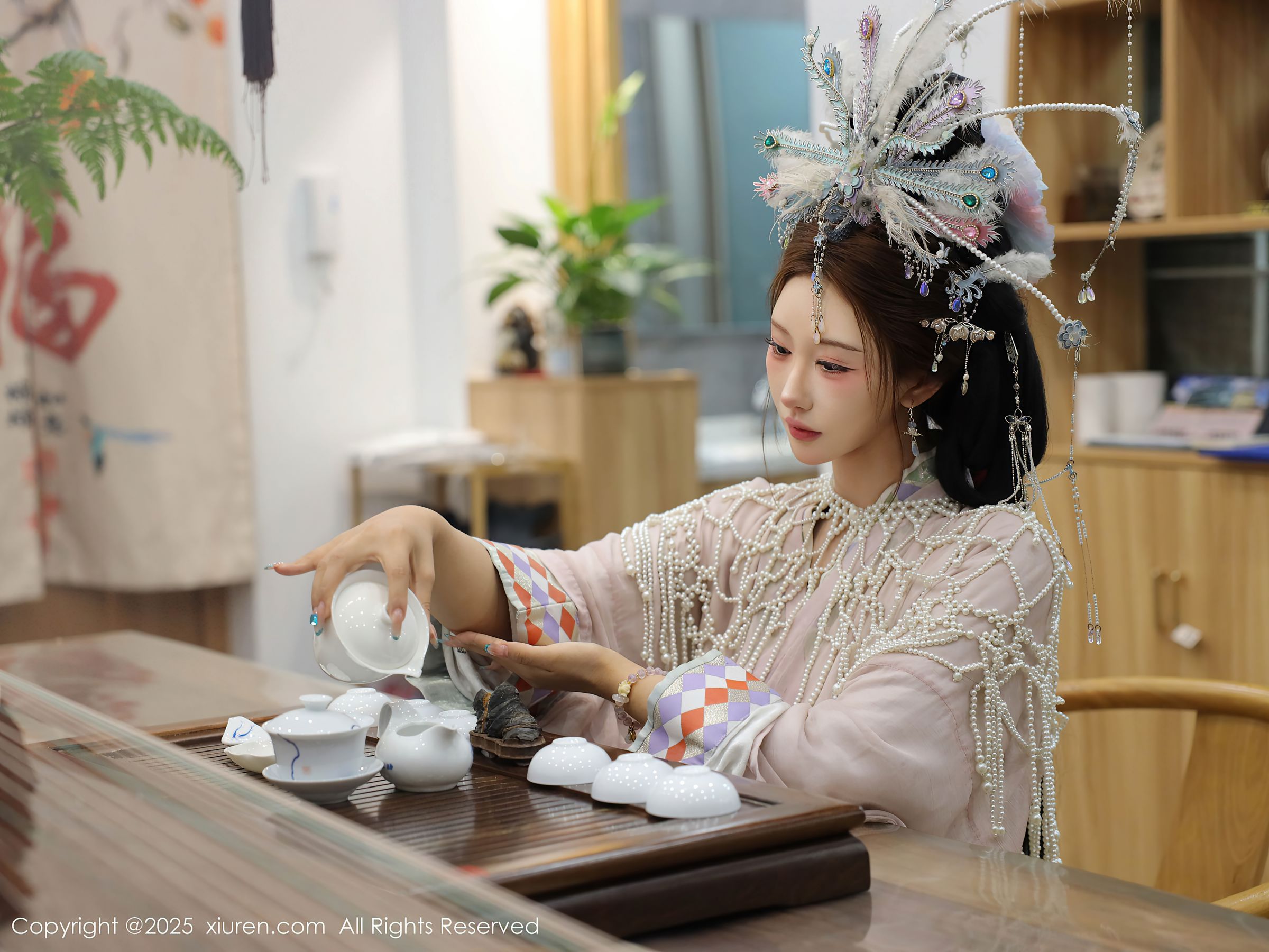 [秀人XiuRen] 2025.09.05 No.10736 梨霜儿/(80P)