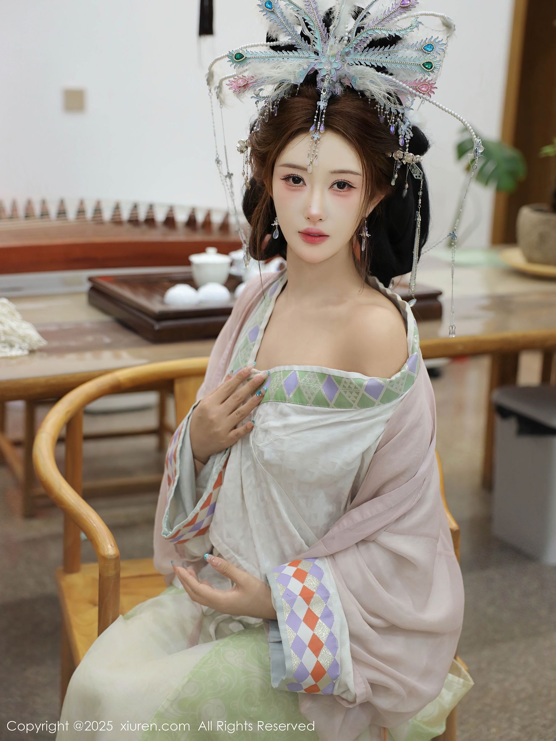 [秀人XiuRen] 2025.09.05 No.10736 梨霜儿/(80P)