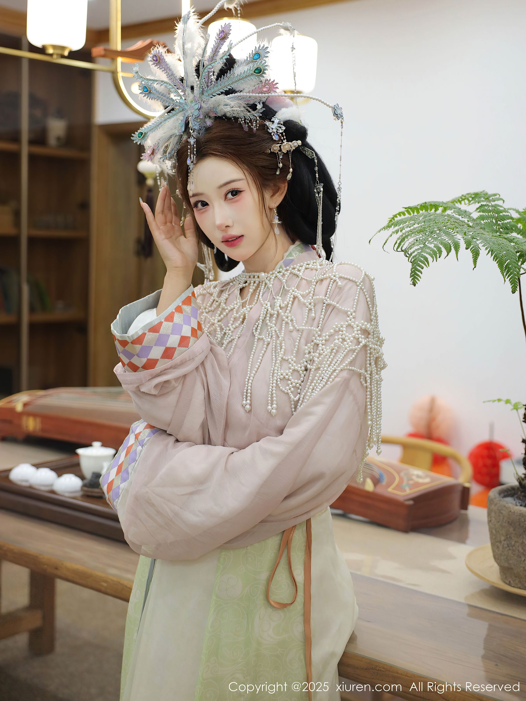 [秀人XiuRen] 2025.09.05 No.10736 梨霜儿/(80P)