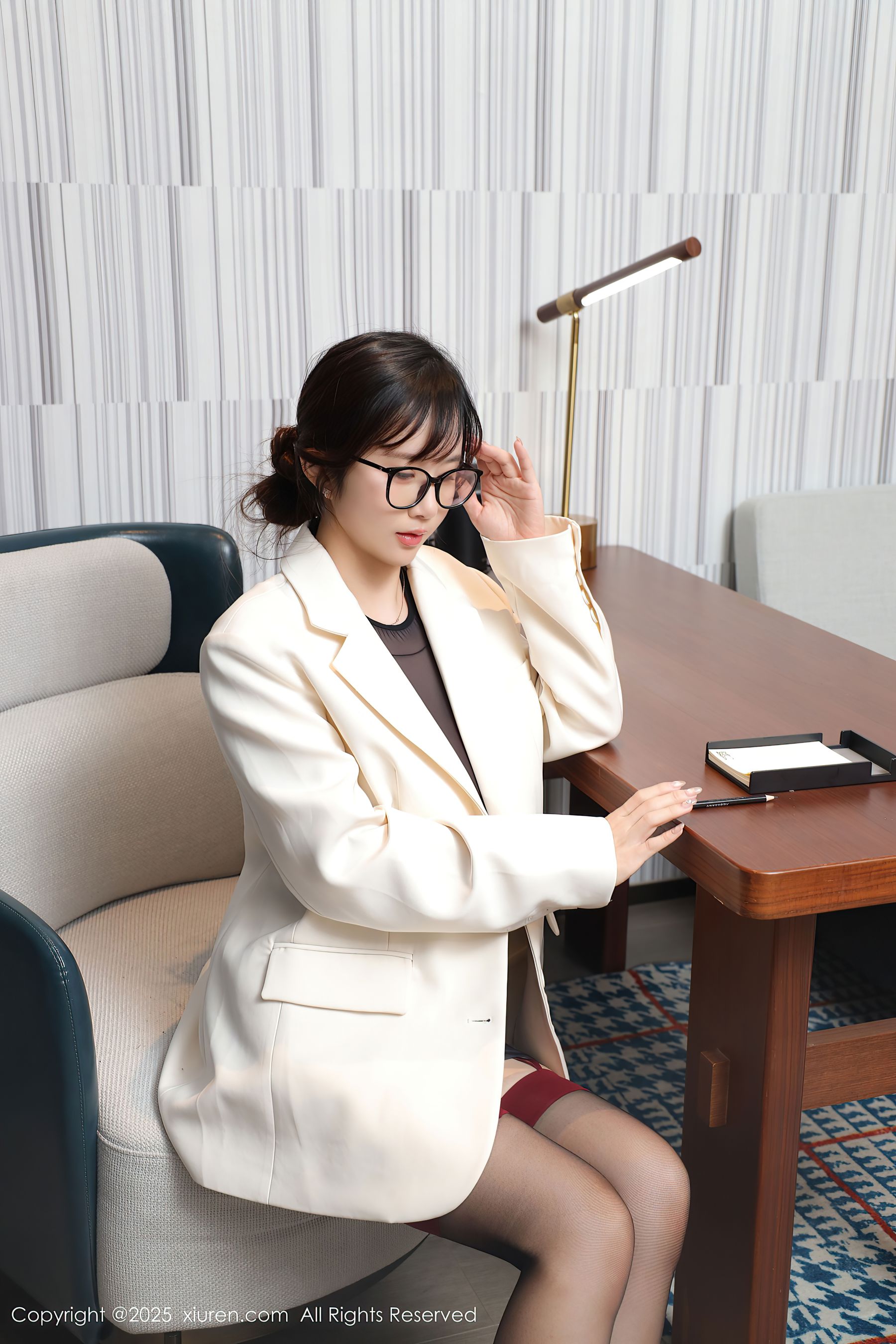 [秀人XiuRen] 2025.09.25 No.10805 小肉肉咪/(72P)