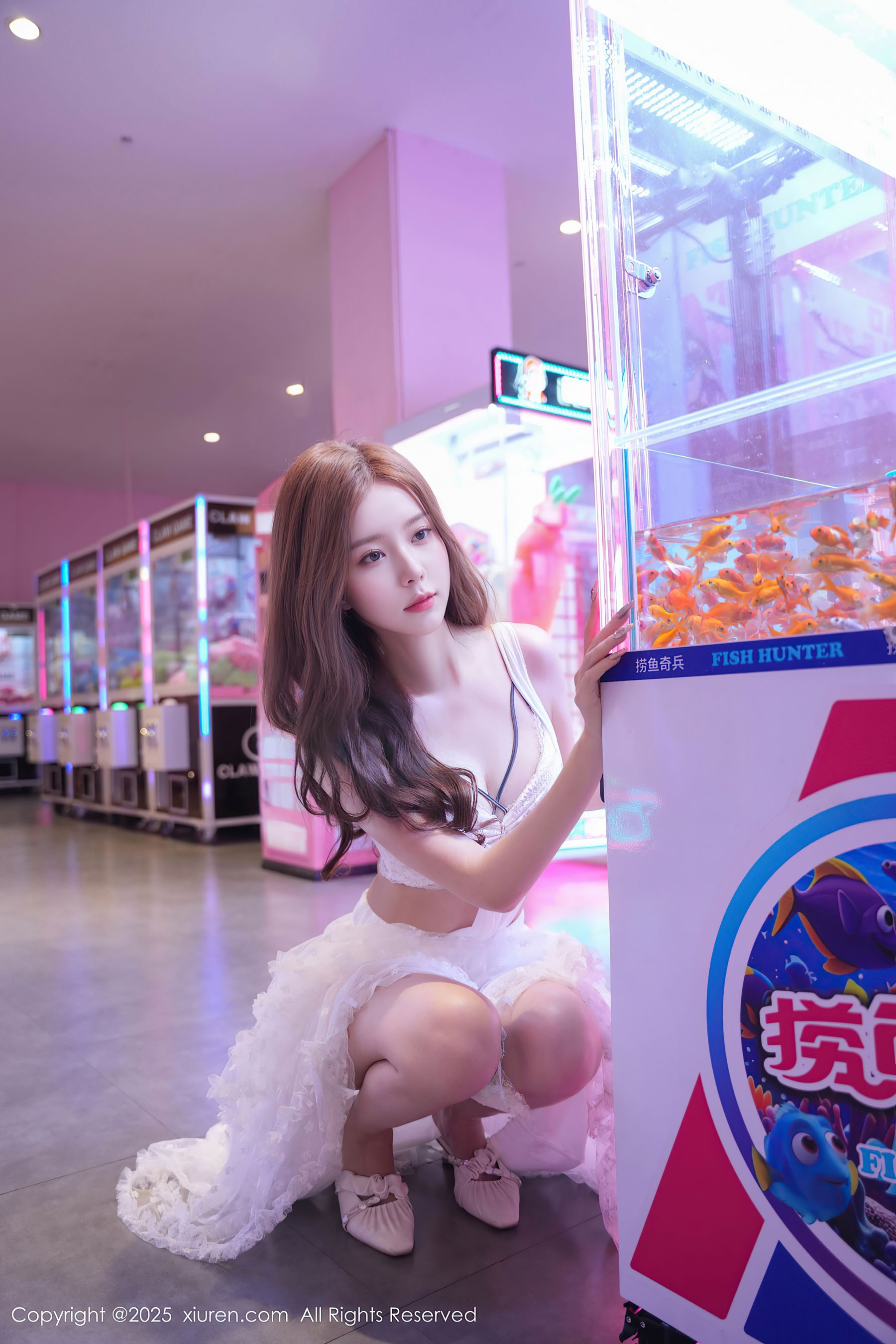 [秀人XiuRen] 2025.09.22 No.10791 拍黄瓜girl/(74P)