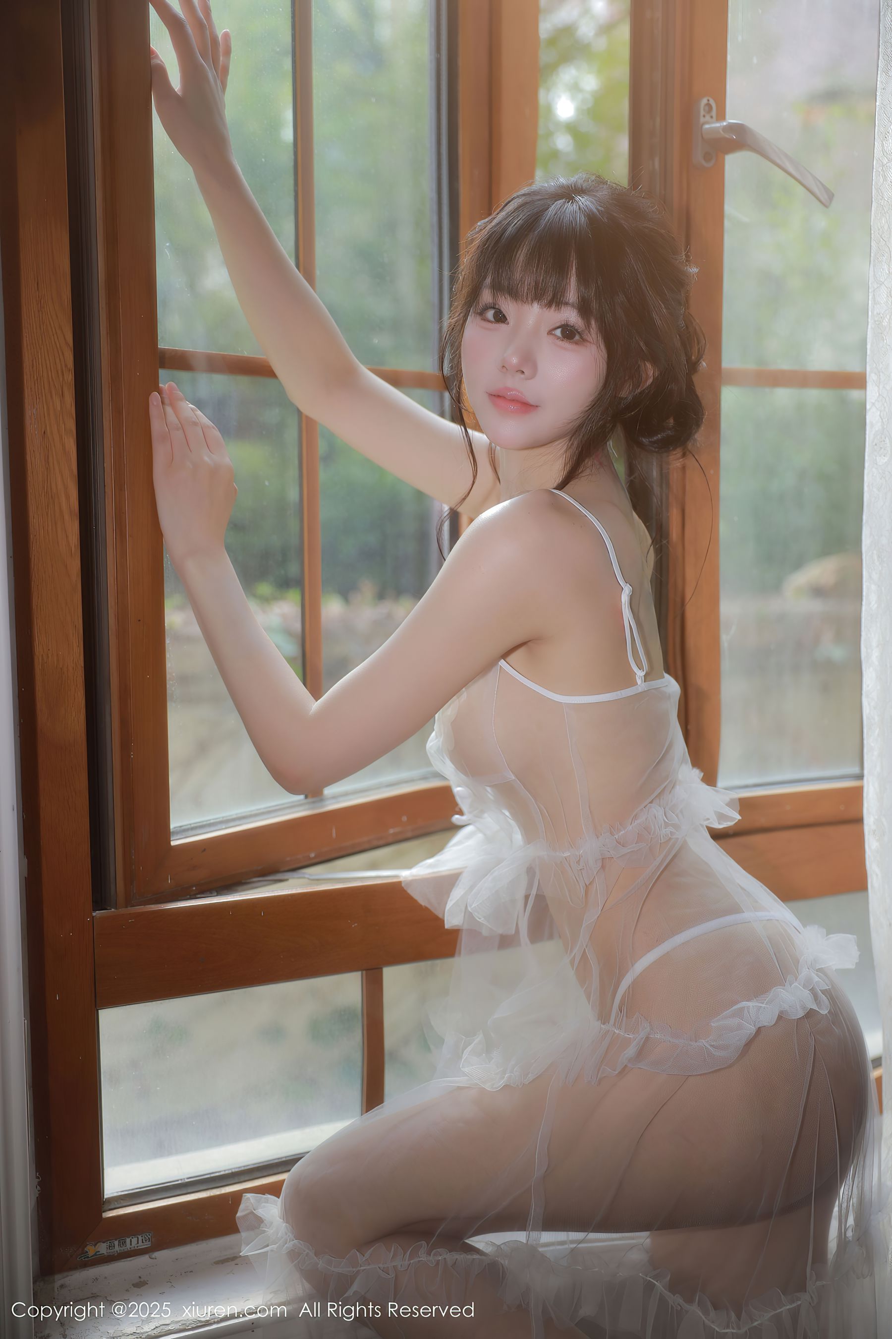 [秀人XiuRen] 2025.09.24 No.10799 佘贝拉Bella/(73P)