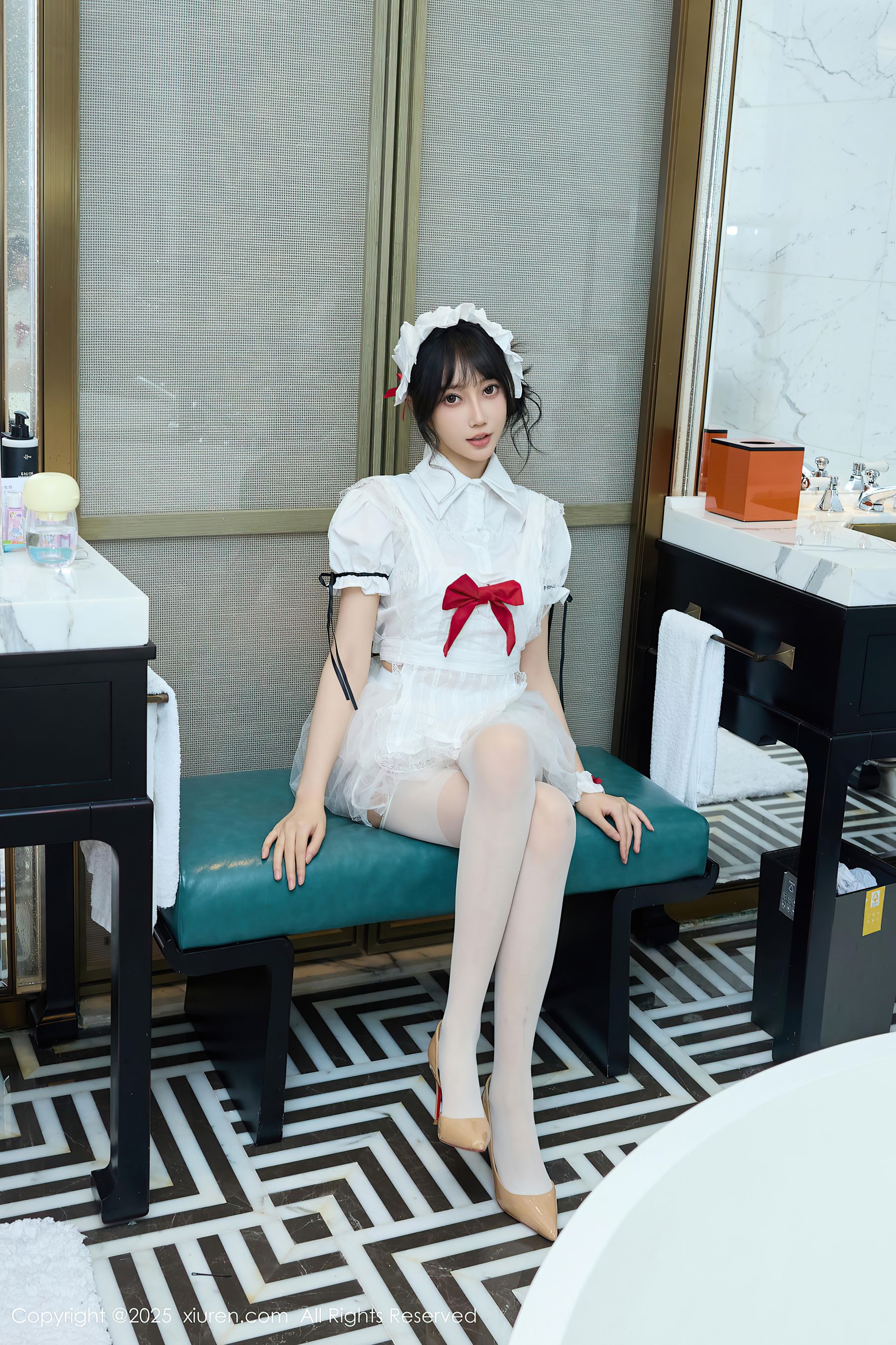 [秀人XiuRen] 2025.09.29 No.10827 玥儿玥er/(64P)