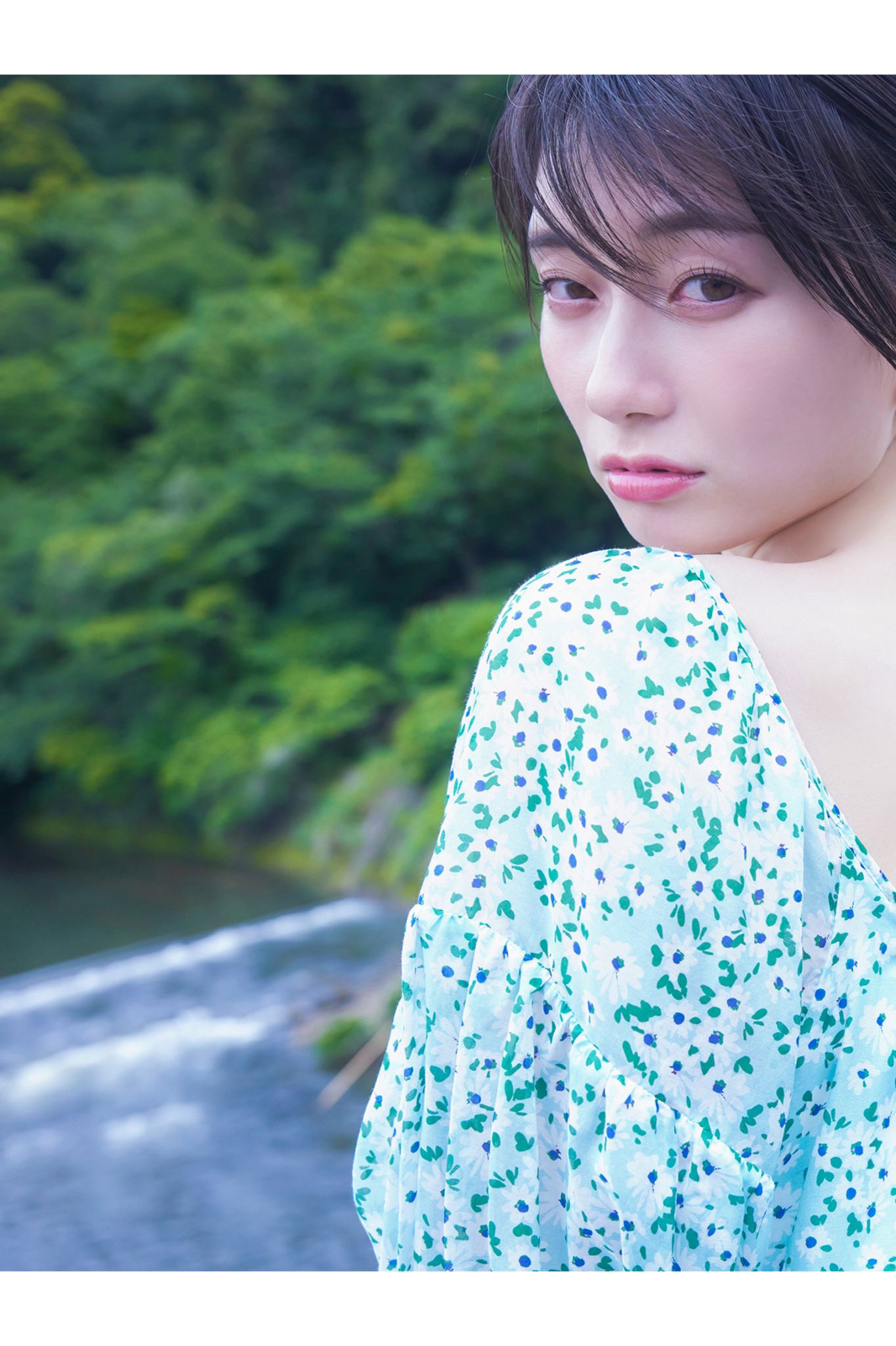 瀬戸環奈 - 温泉逃避行/(67P)