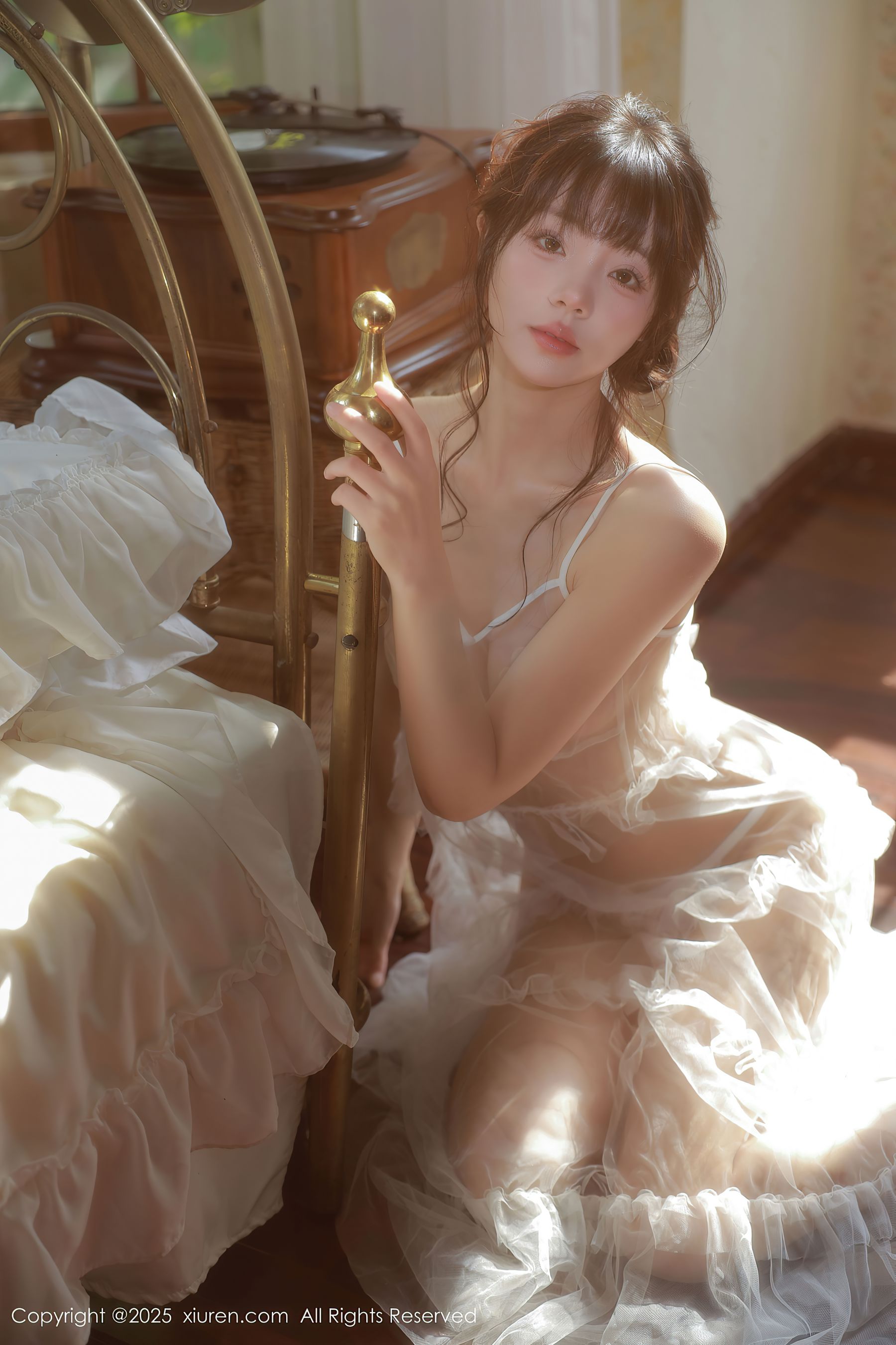 [秀人XiuRen] 2025.09.24 No.10799 佘贝拉Bella/(73P)