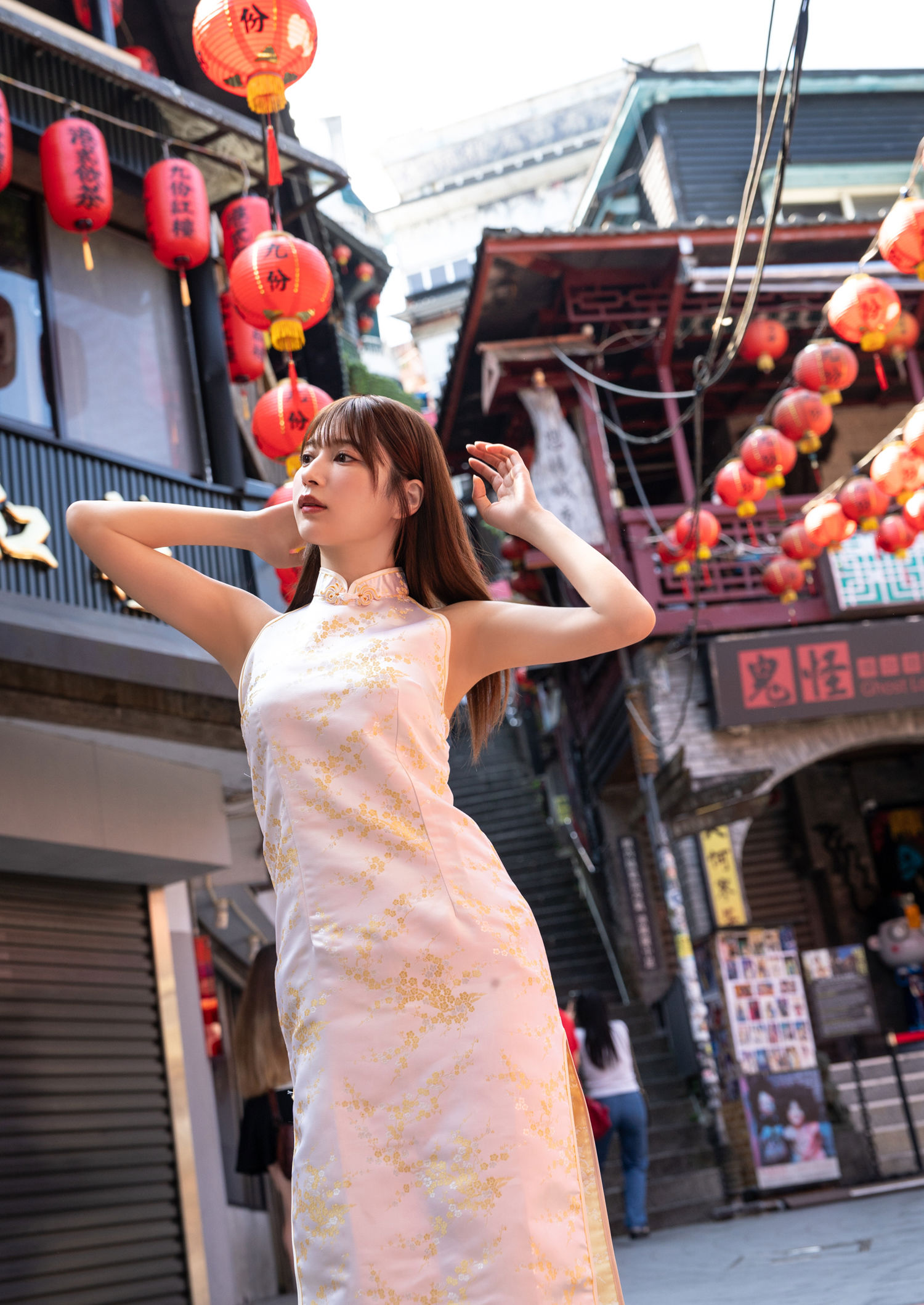 雪平莉左 - さわがしくても、きっと振り返る/(55P)