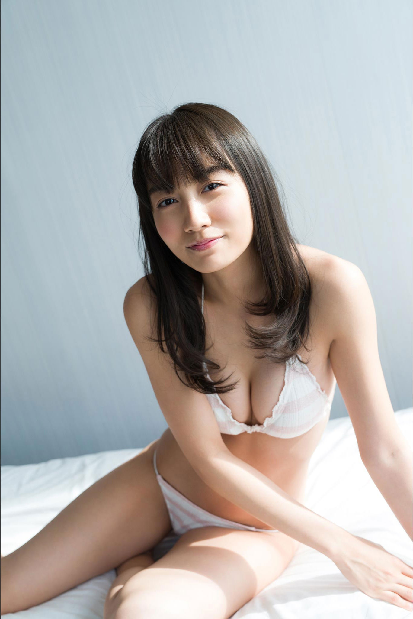 View - 黒木ひかり - 神的美少女 スピサン グラビアフォトブック - 图库库