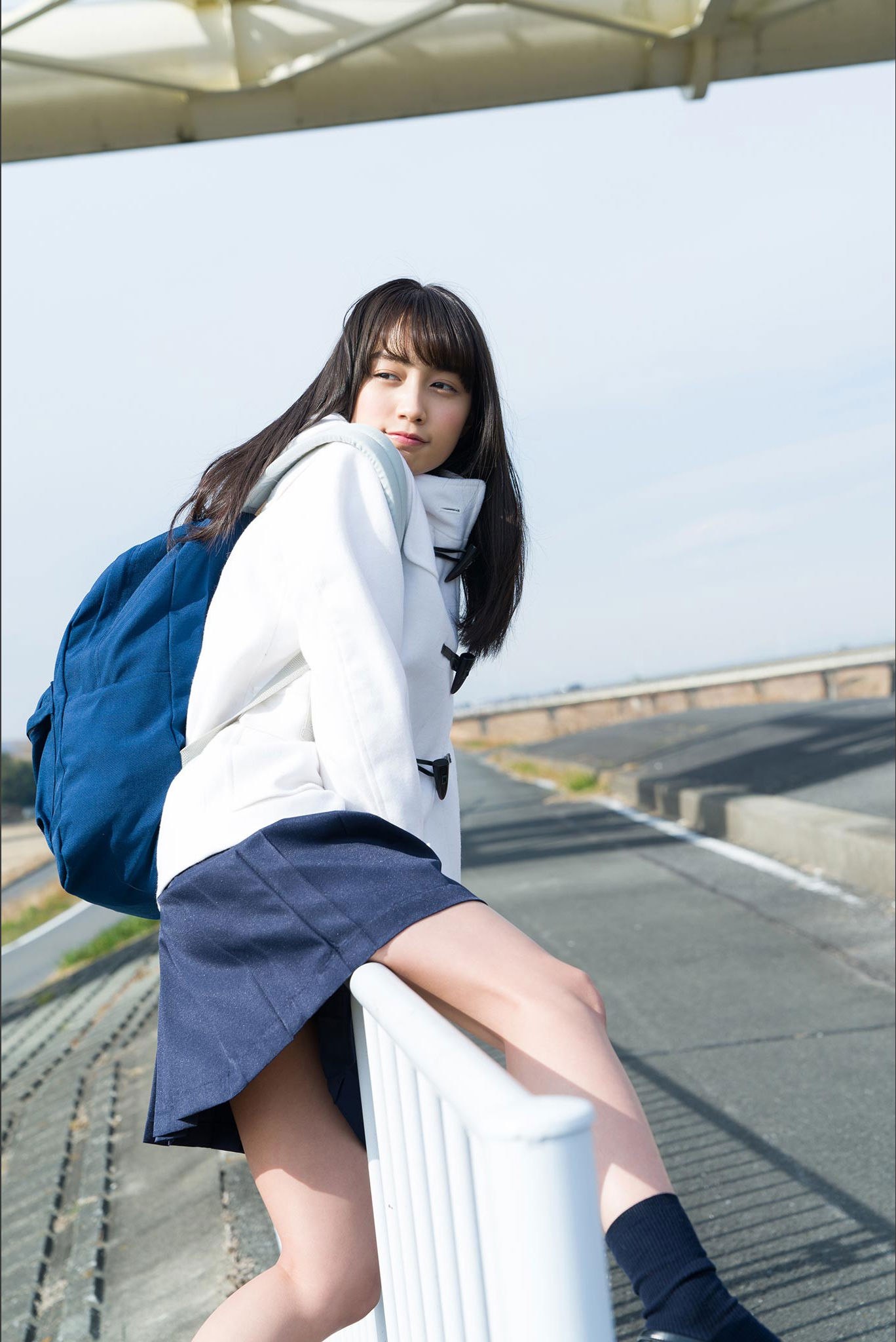 View - 黒木ひかり - 神的美少女 スピサン グラビアフォトブック - 图库库