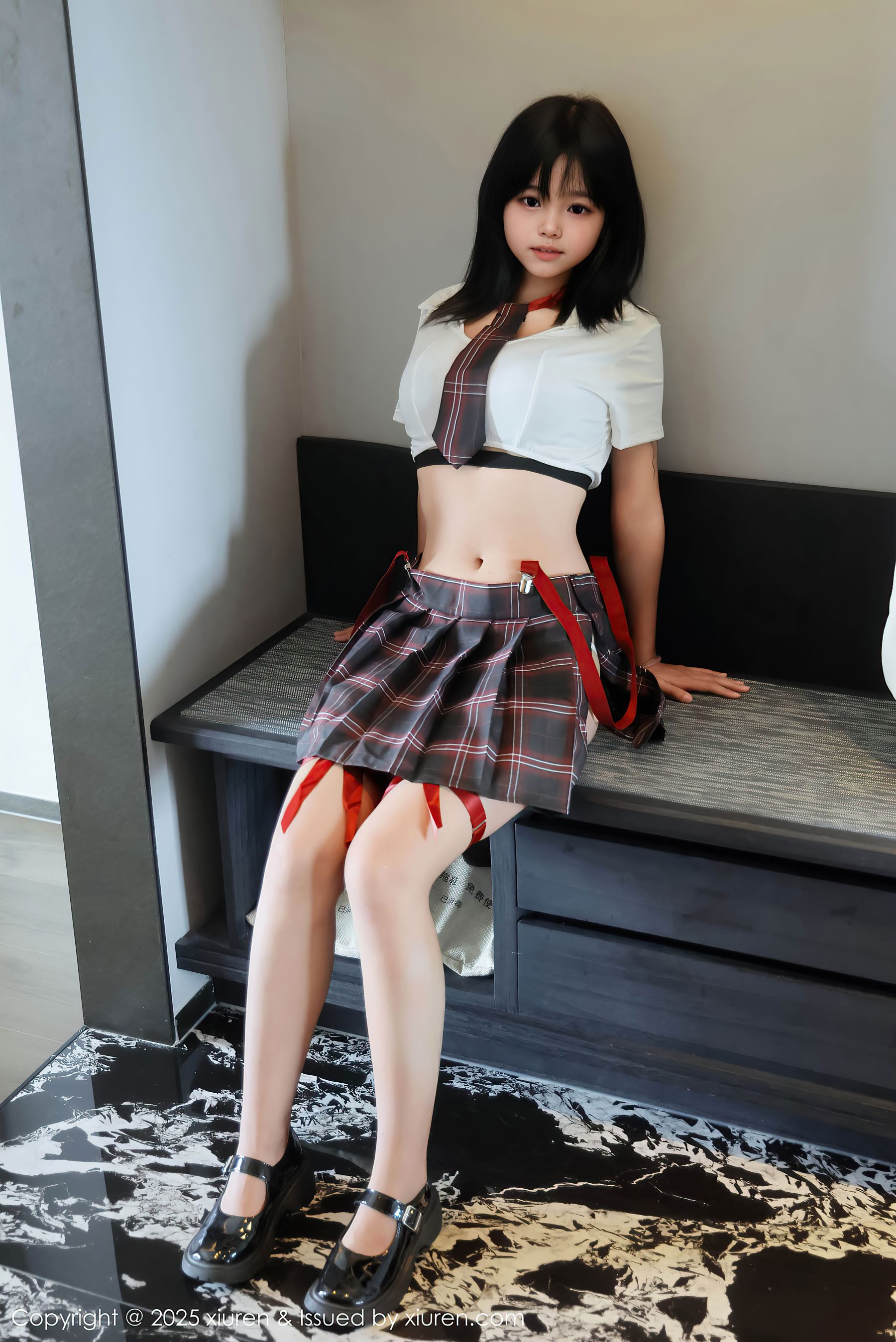 [秀人XiuRen] 2025.09.17 No.10774 小泠/(58P)