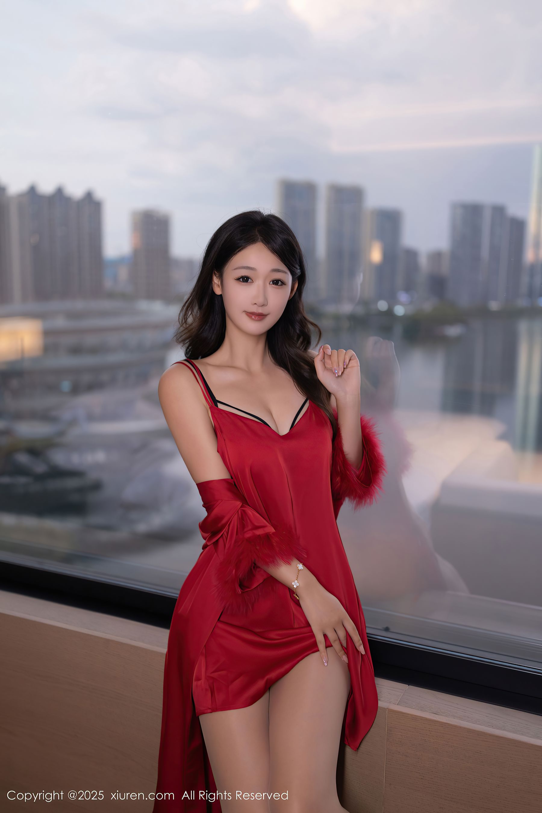 [秀人XiuRen] 2025.09.15 No.10768 唐安琪/(70P)