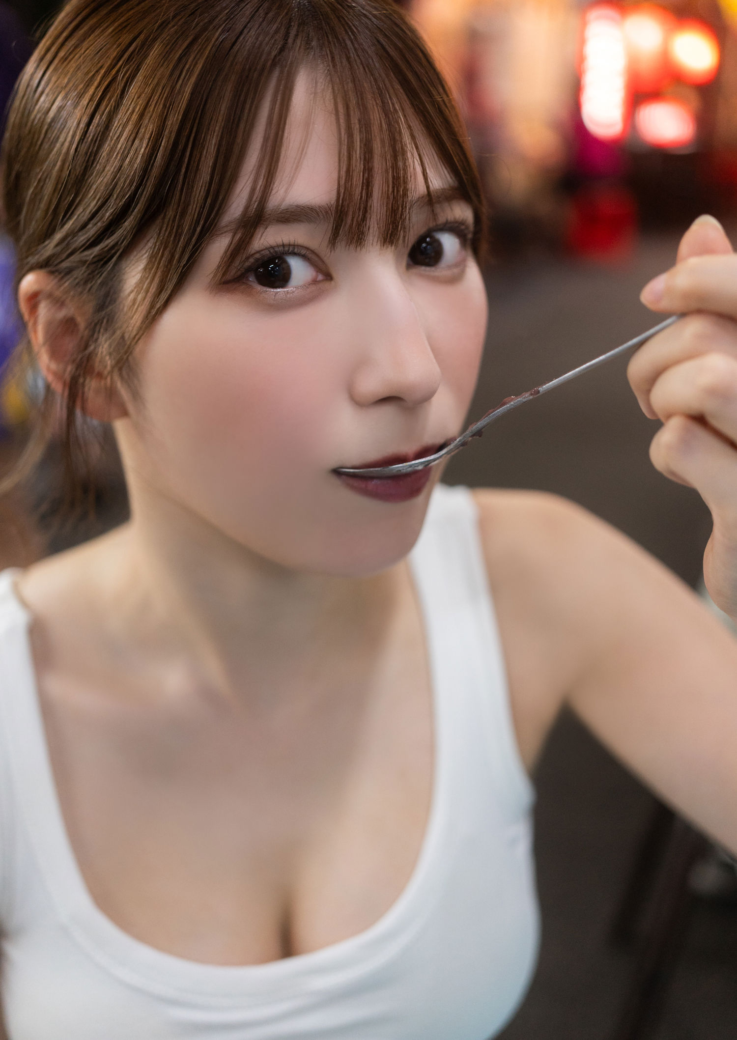 雪平莉左 - さわがしくても、きっと振り返る/(55P)