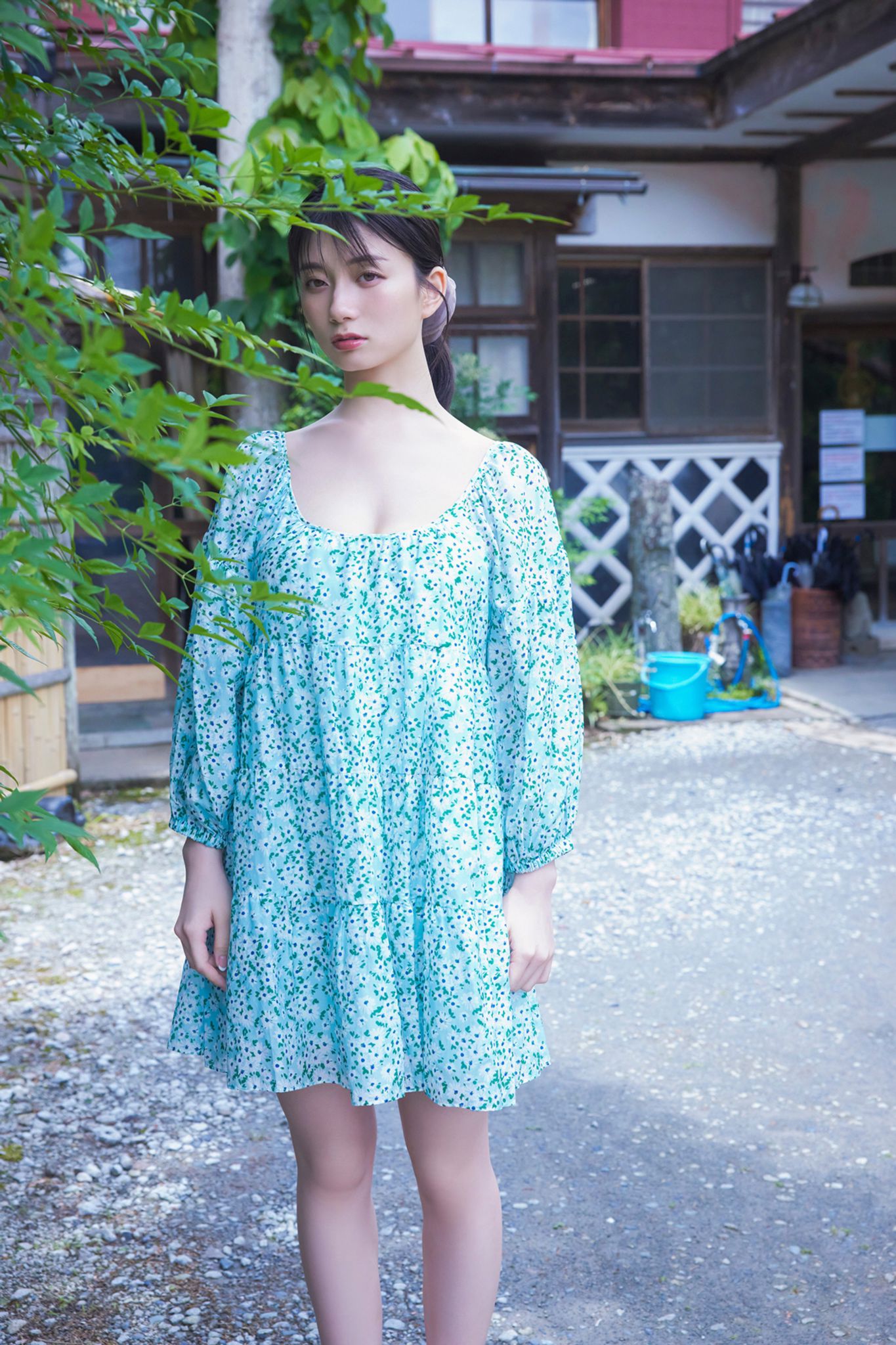 瀬戸環奈 - 温泉逃避行/(67P)