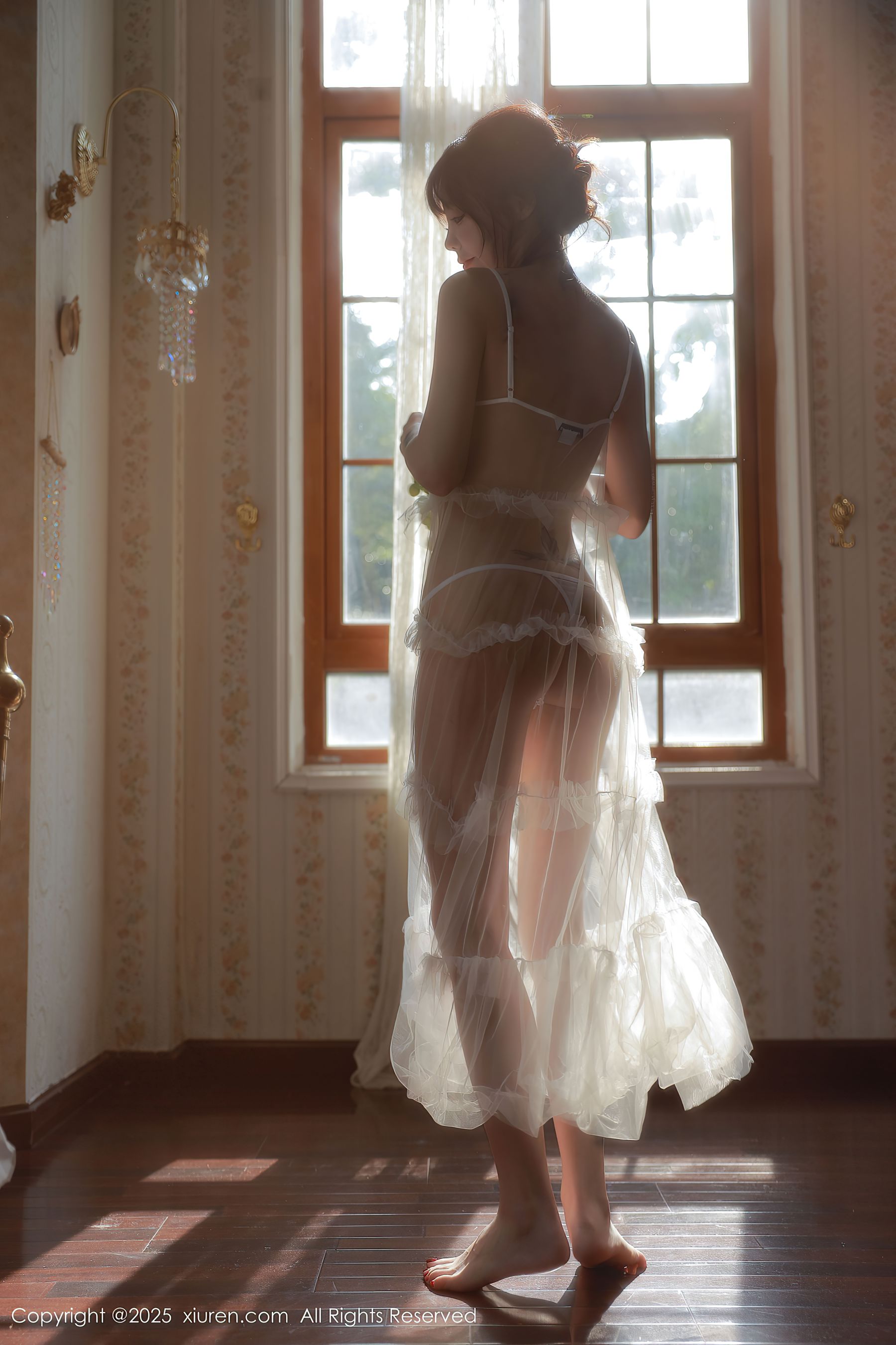 [秀人XiuRen] 2025.09.24 No.10799 佘贝拉Bella/(73P)