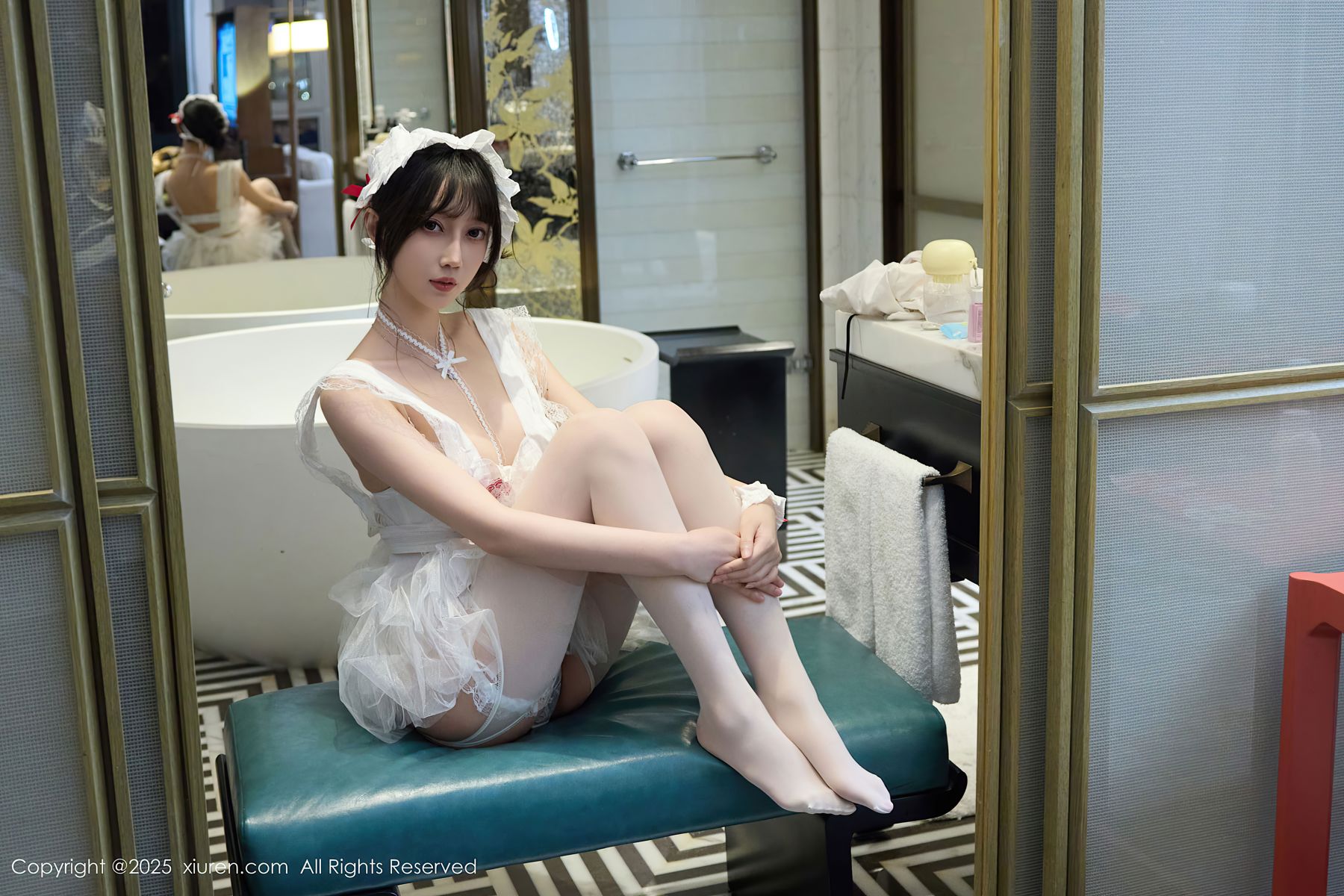 [秀人XiuRen] 2025.09.29 No.10827 玥儿玥er/(64P)