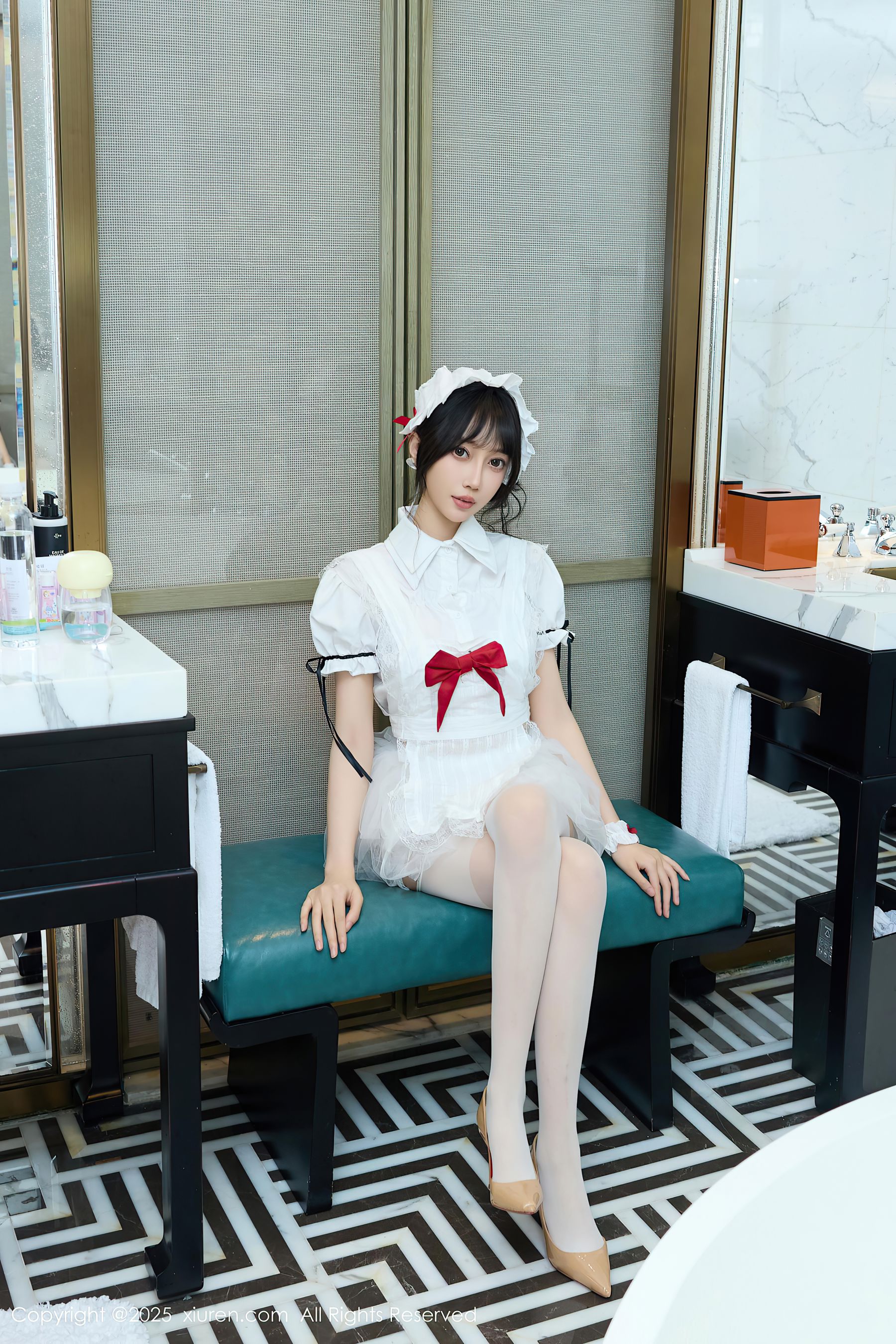 [秀人XiuRen] 2025.09.29 No.10827 玥儿玥er/(64P)