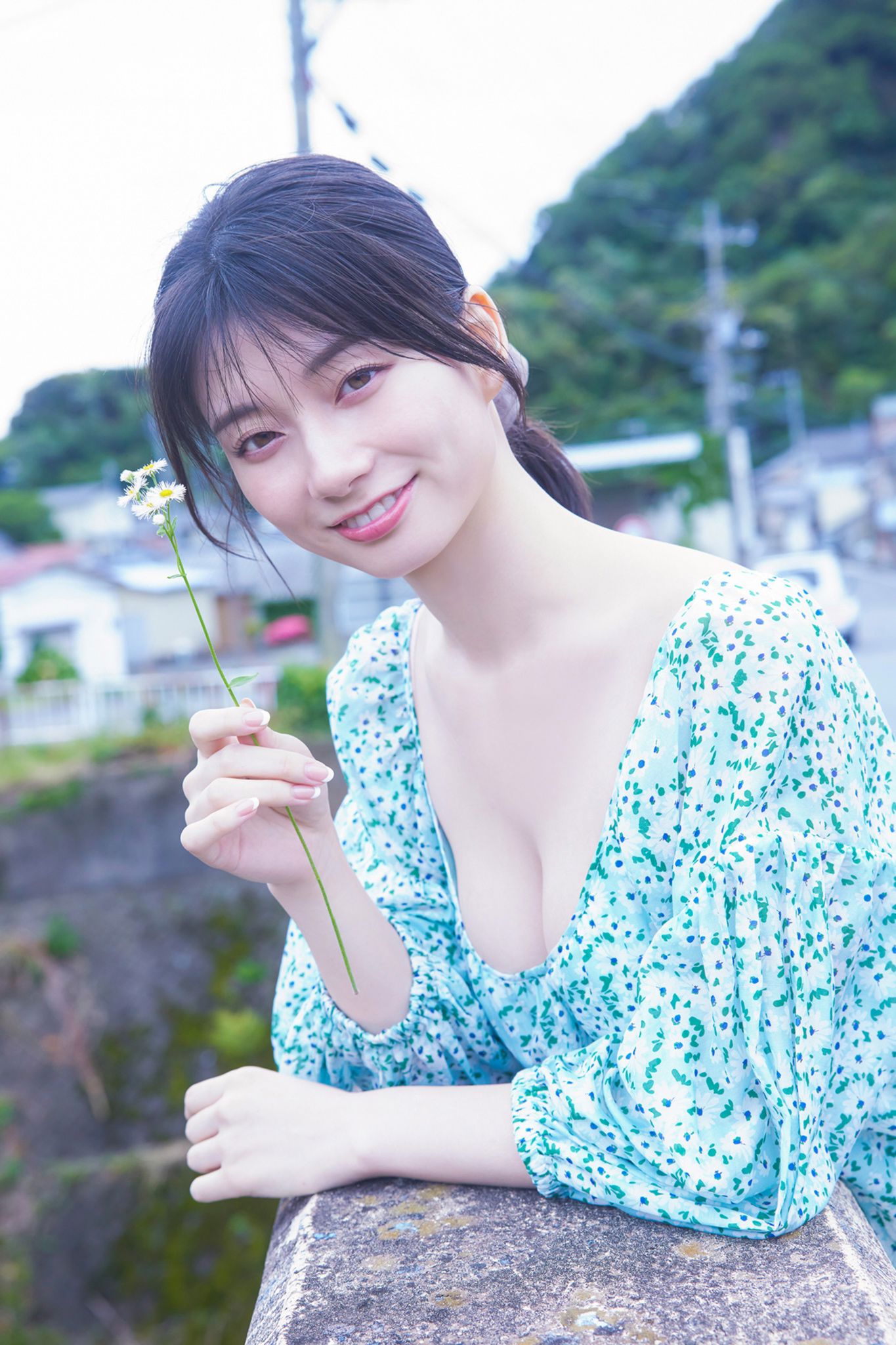 瀬戸環奈 - 温泉逃避行/(67P)