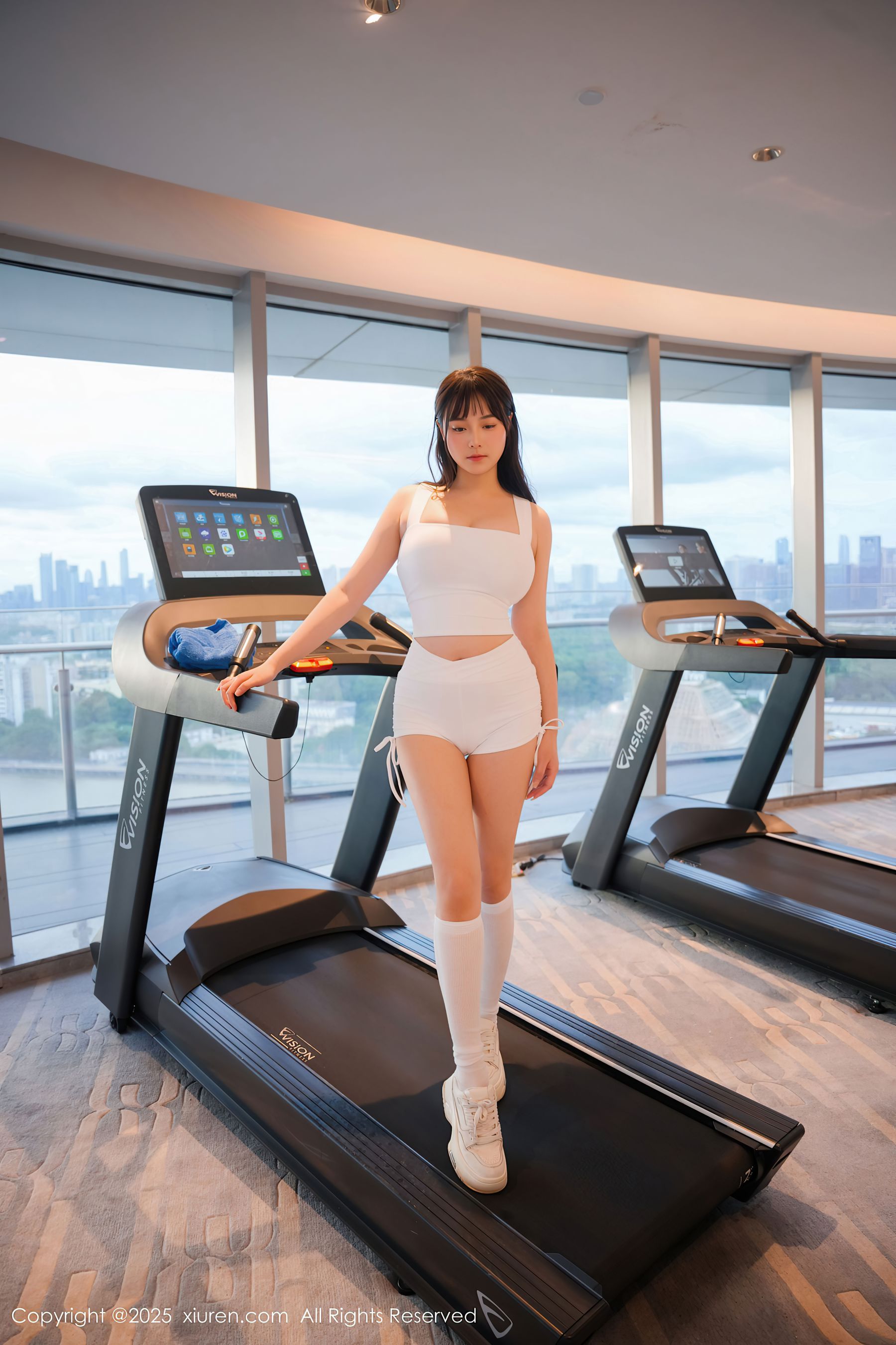 [秀人XiuRen] 2025.09.25 No.10808 软情/(81P)