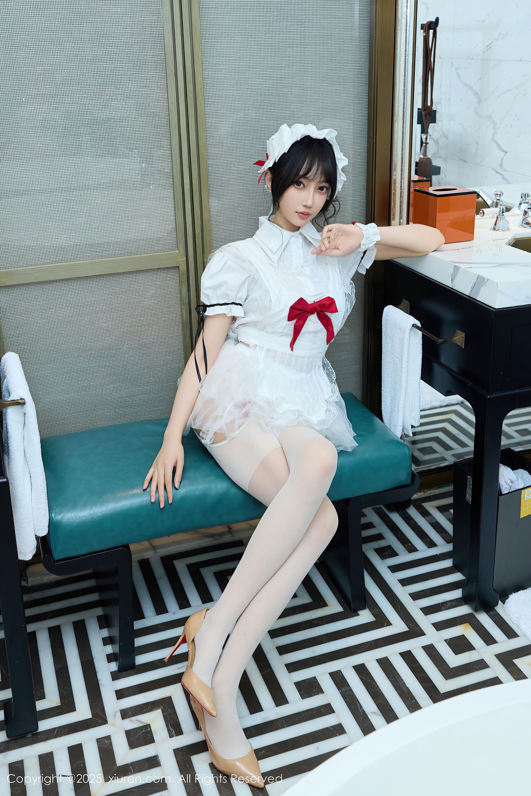 [秀人XiuRen] 2025.09.29 No.10827 玥儿玥er/(64P)