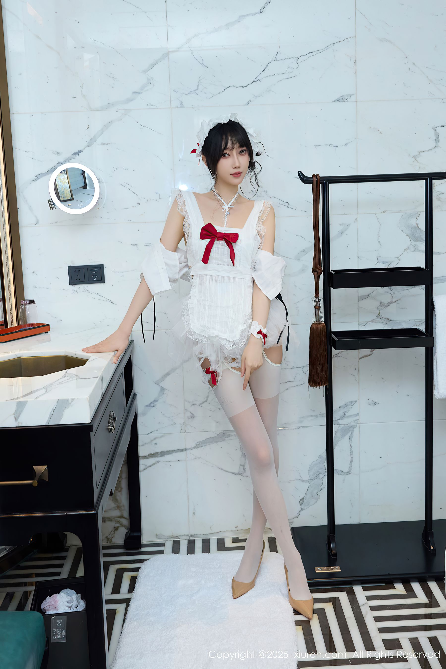 [秀人XiuRen] 2025.09.29 No.10827 玥儿玥er/(64P)