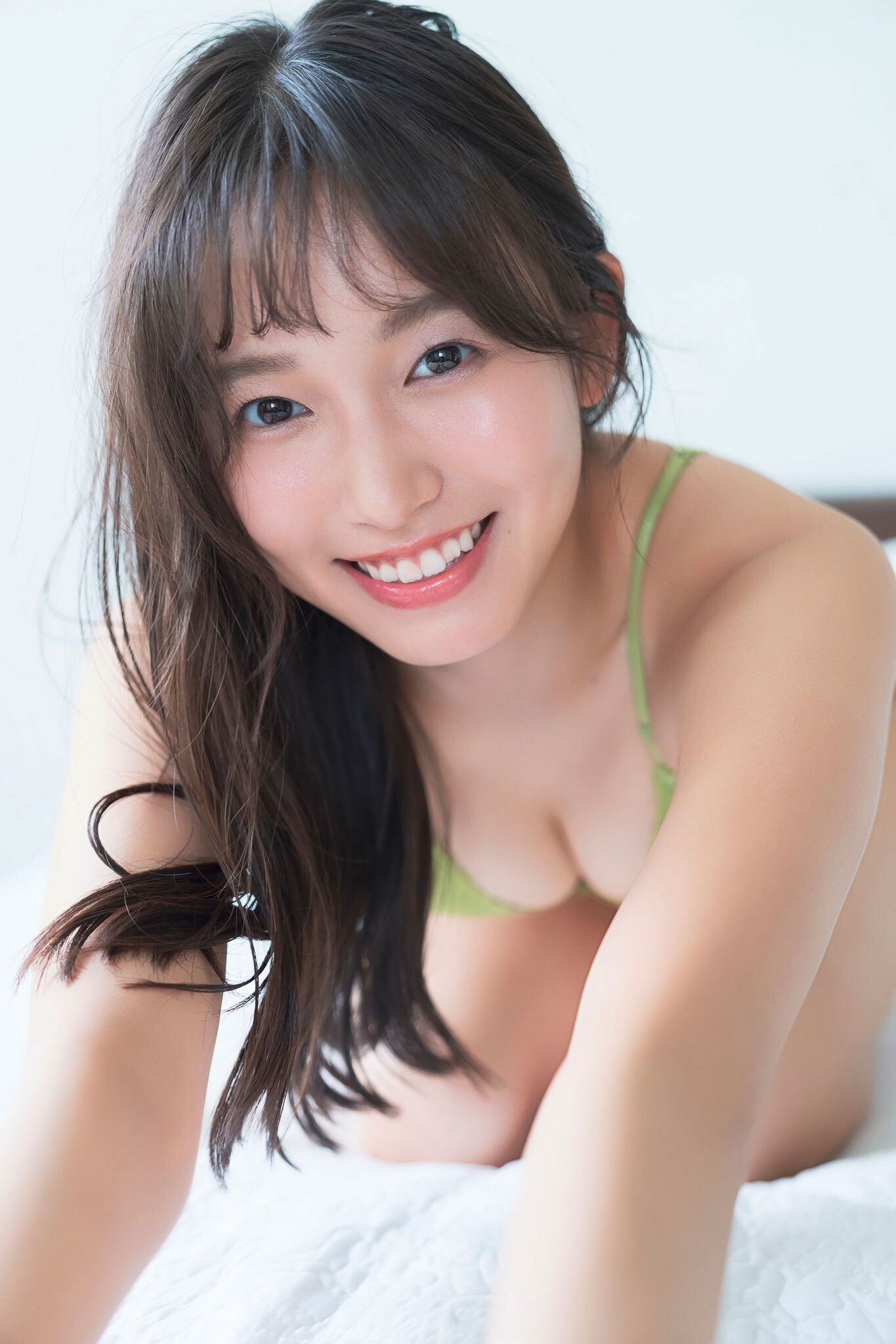 志田音々- ピュアすぎてごめん！/(44P)