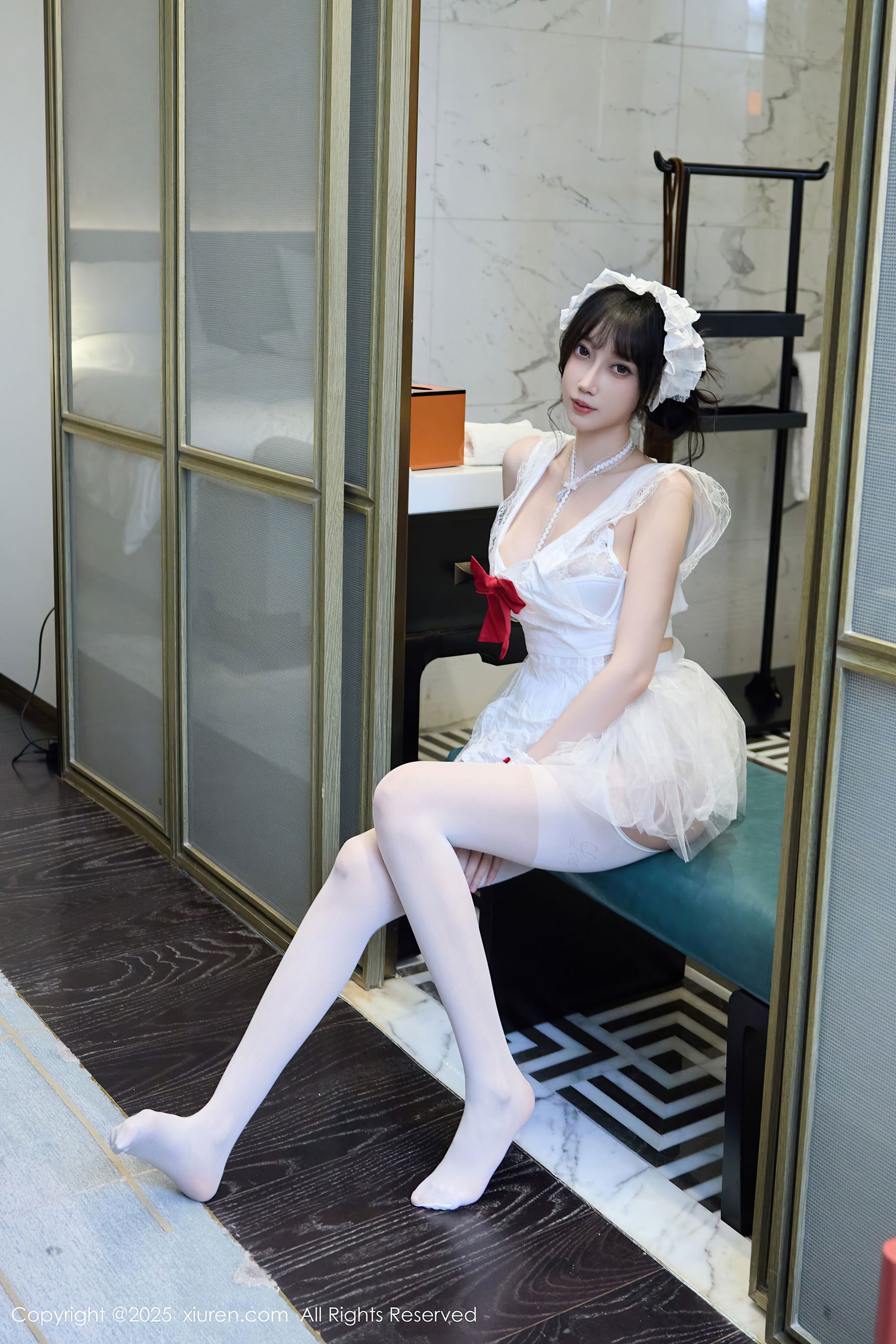 [秀人XiuRen] 2025.09.29 No.10827 玥儿玥er/(64P)