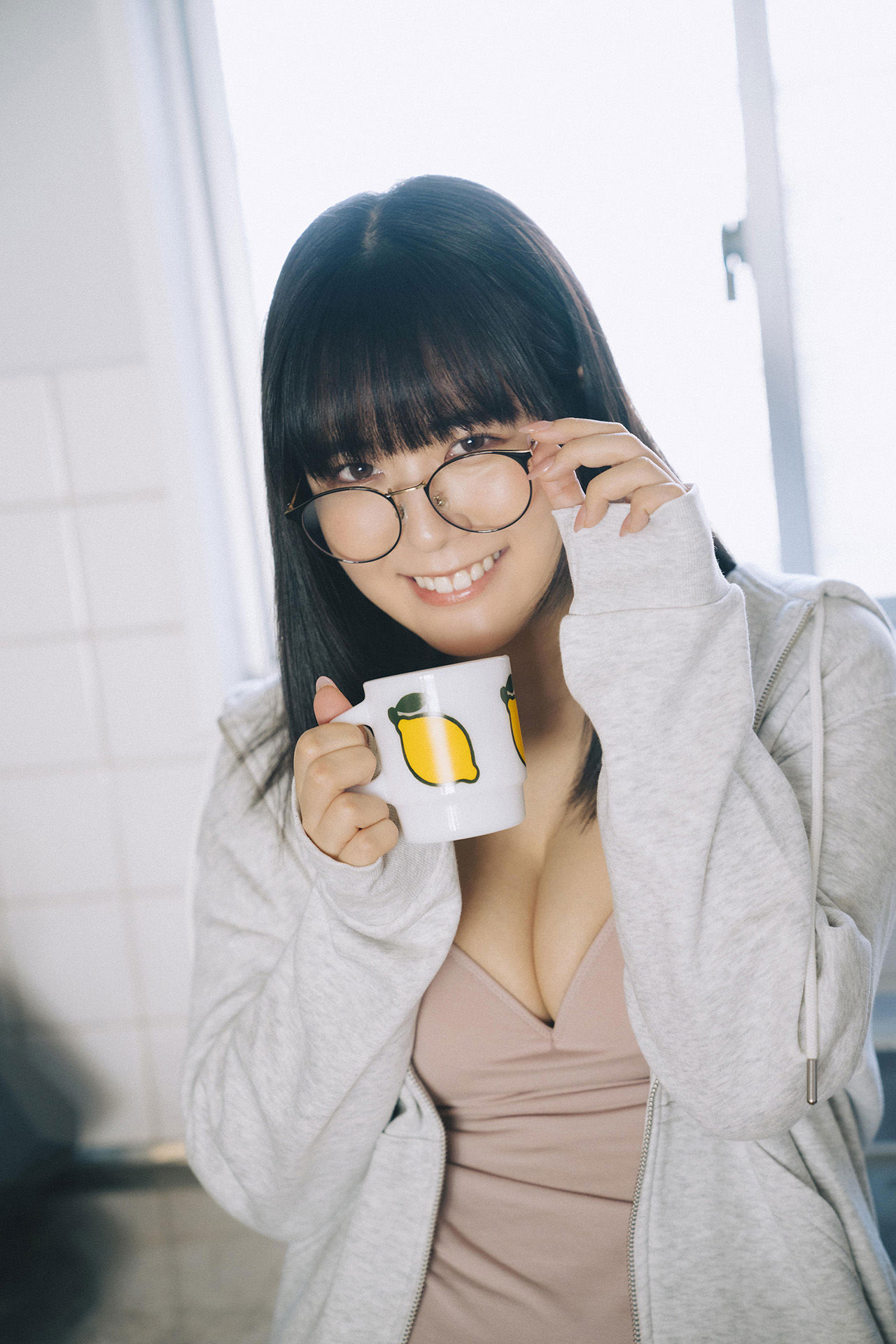 東雲うみ - 彼女が部屋でしたいこと/(57P)