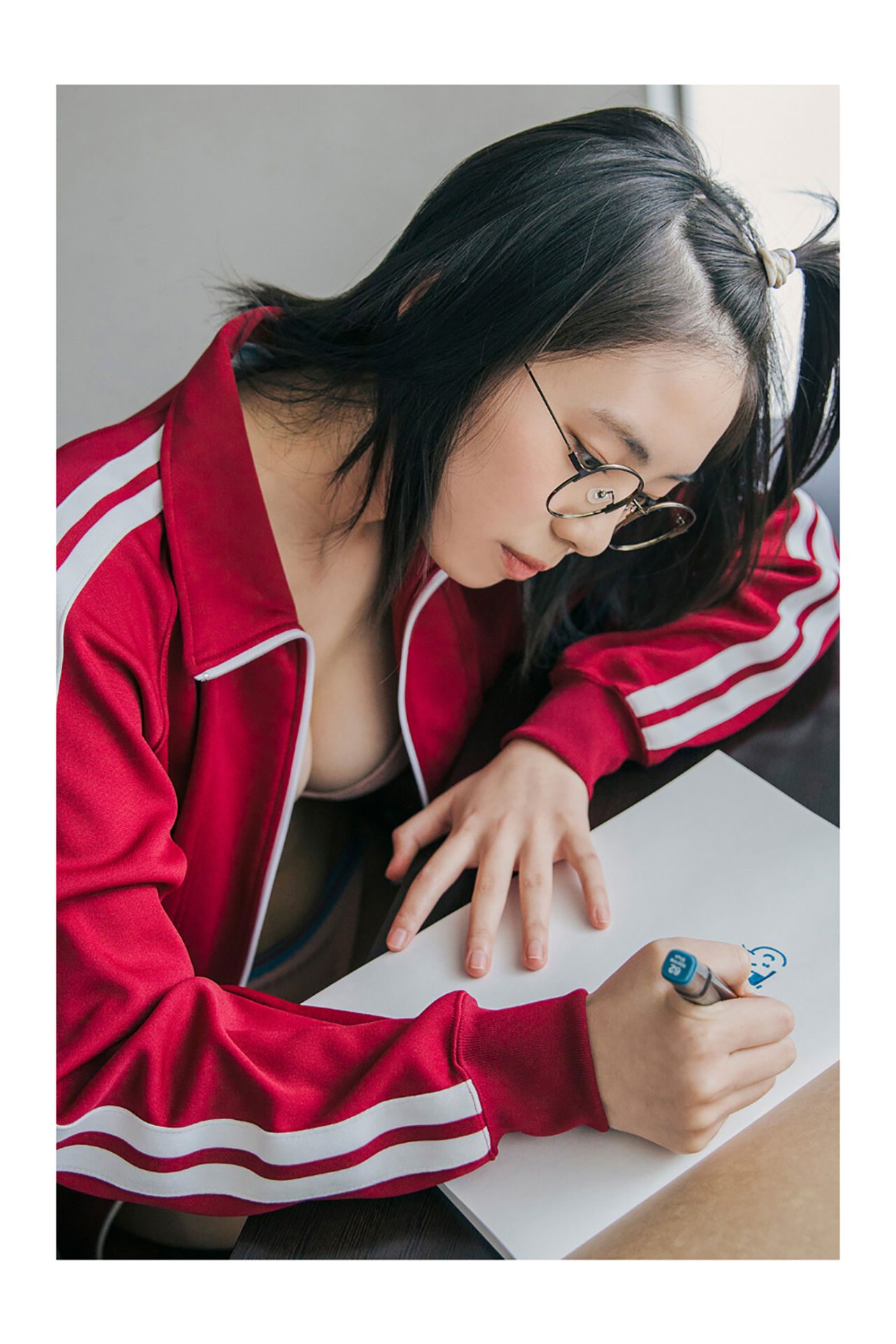 菊地姫奈 - 虚構に恋するプリンセス/(75P)