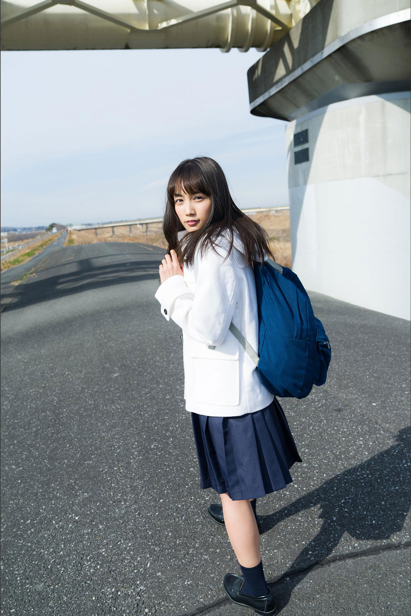 View - 黒木ひかり - 神的美少女 スピサン グラビアフォトブック - 图库库