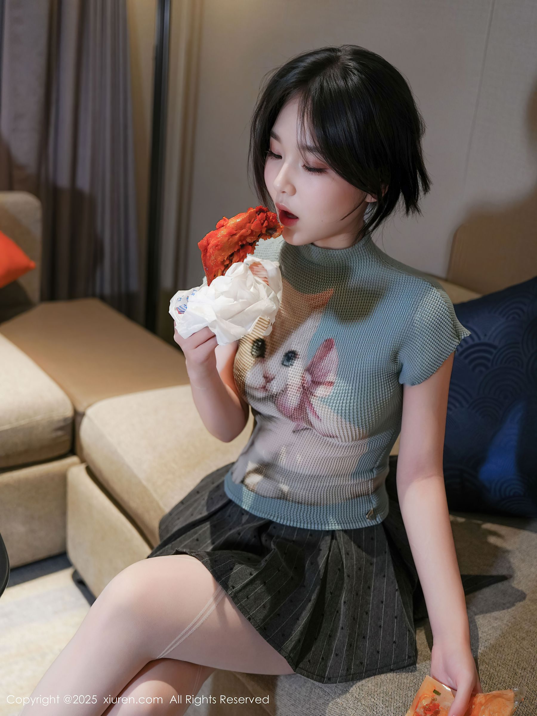 [秀人XiuRen] 2025.09.30 No.10830 汁汁/(70P)