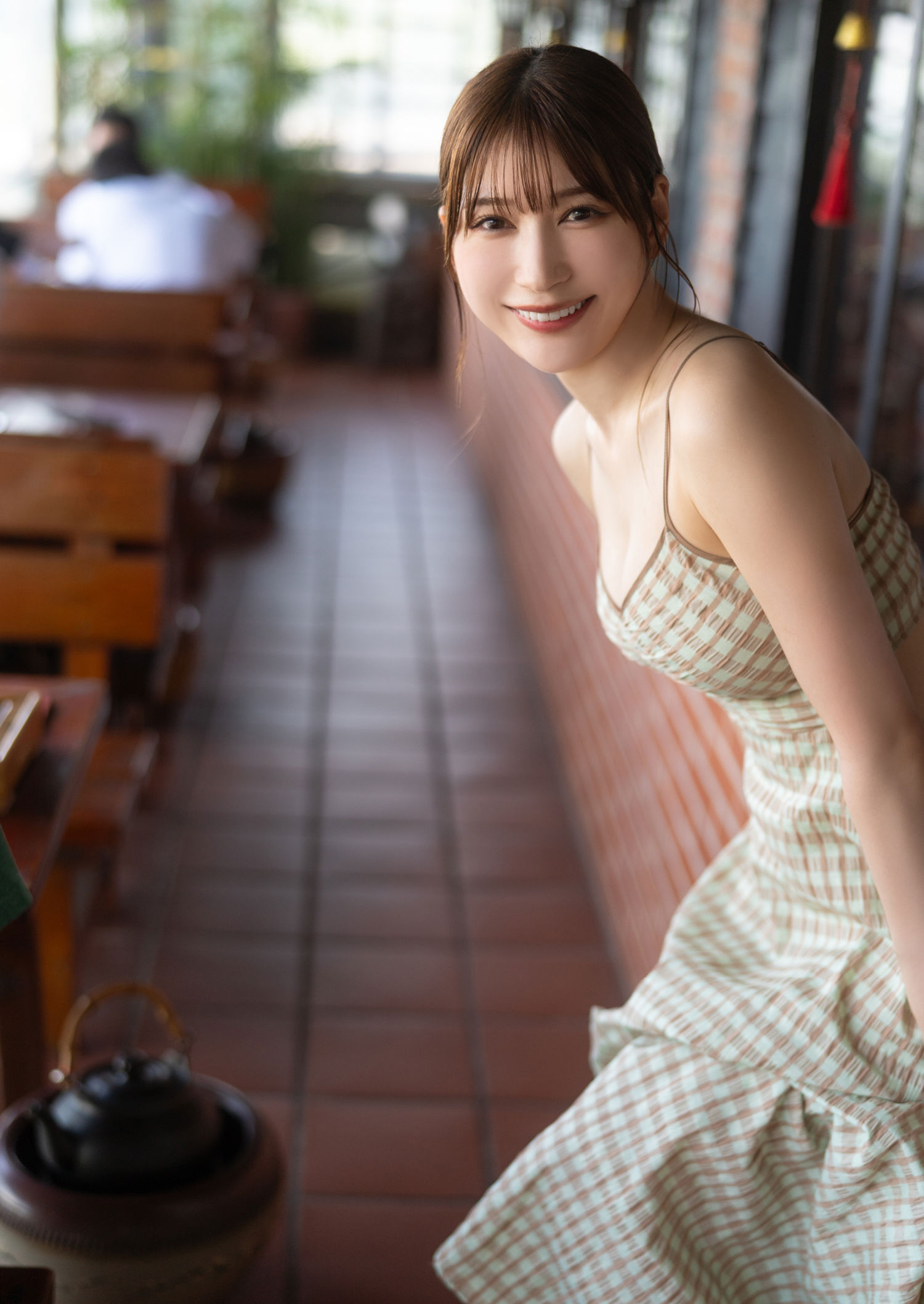 雪平莉左 - さわがしくても、きっと振り返る/(55P)