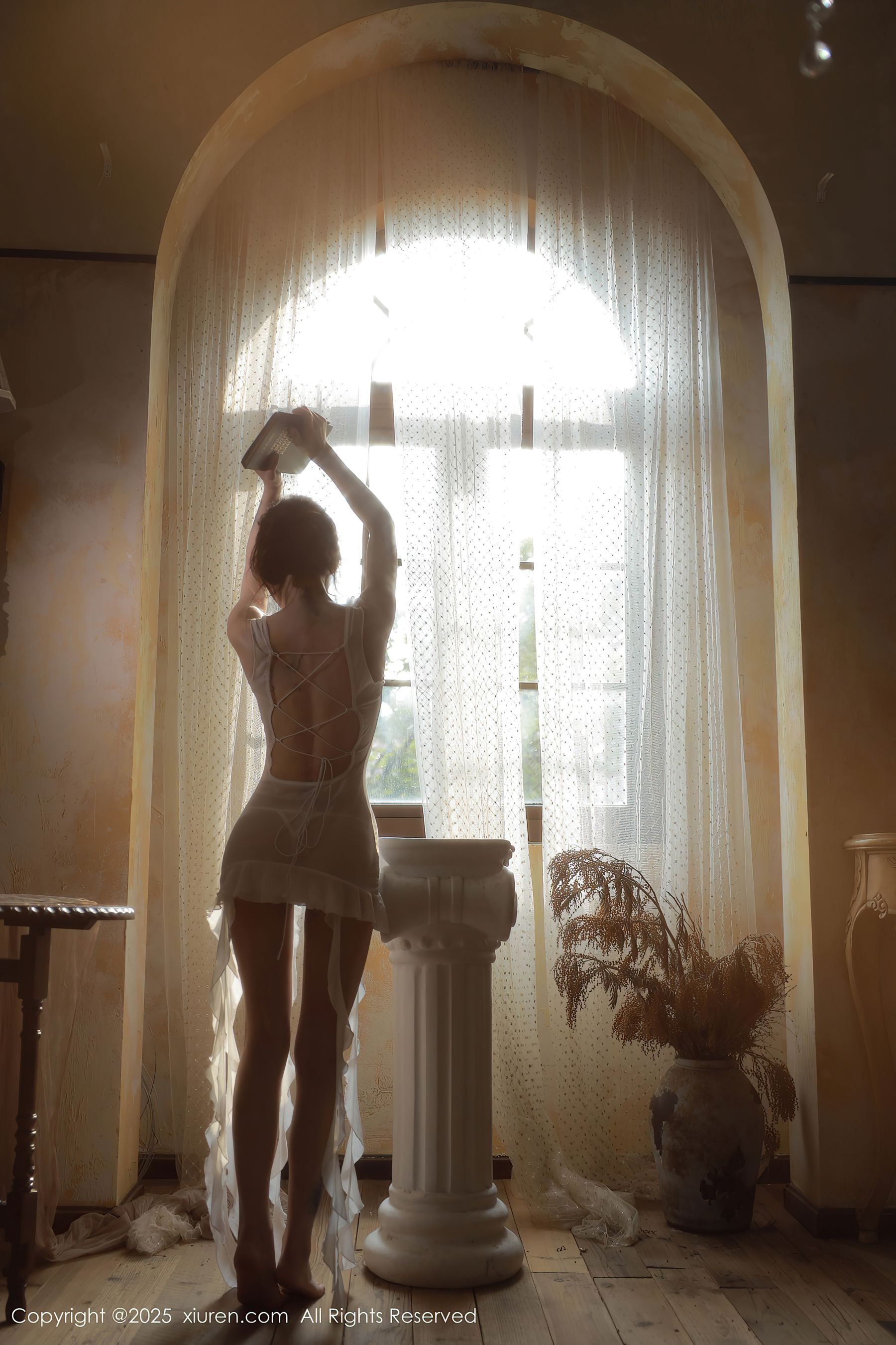 [秀人XiuRen] 2025.09.24 No.10799 佘贝拉Bella/(73P)