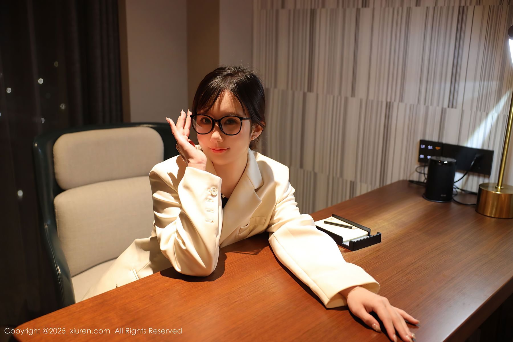 [秀人XiuRen] 2025.09.25 No.10805 小肉肉咪/(72P)