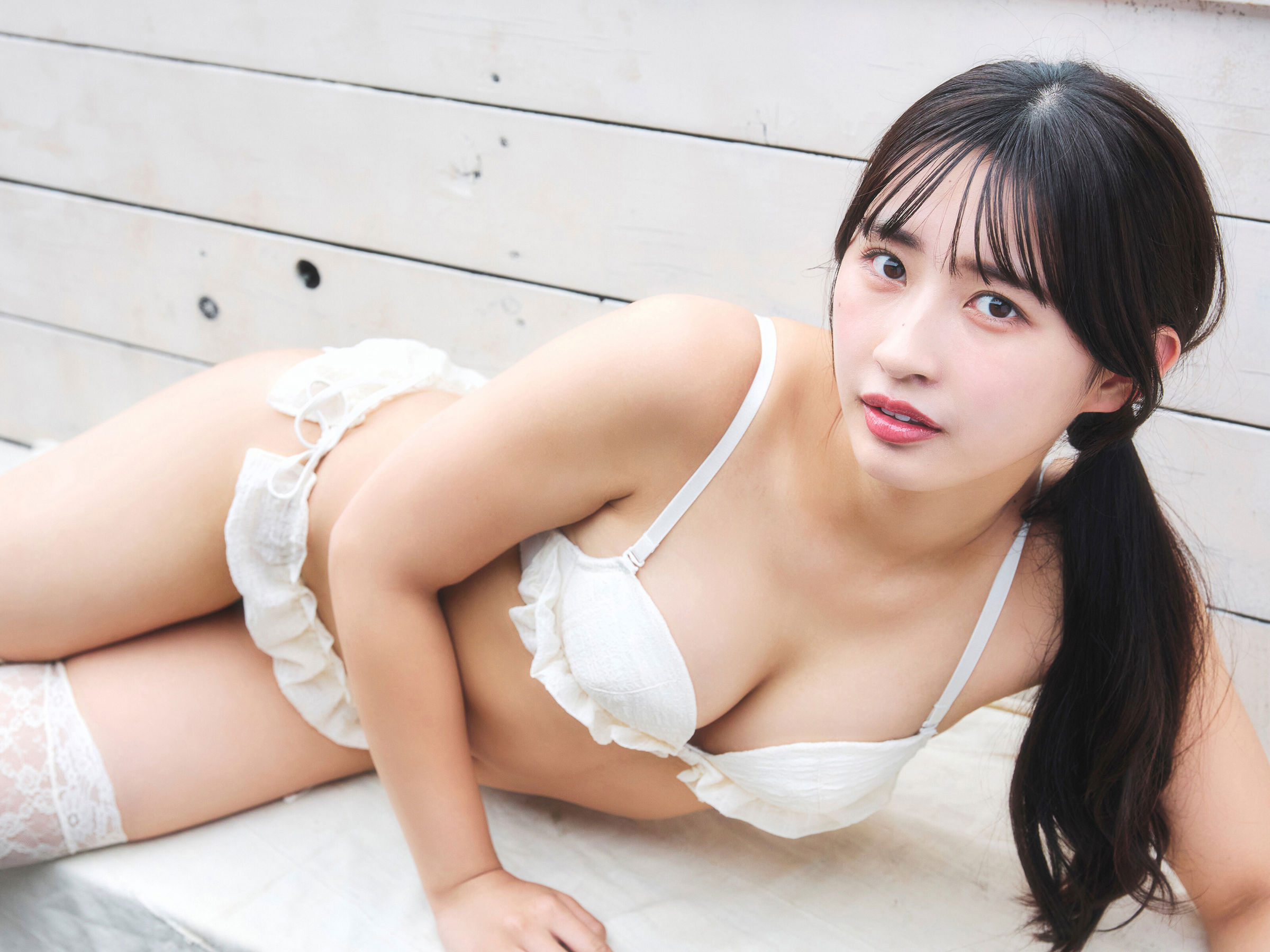 松本日向 - 冬のひなたで…/(46P)