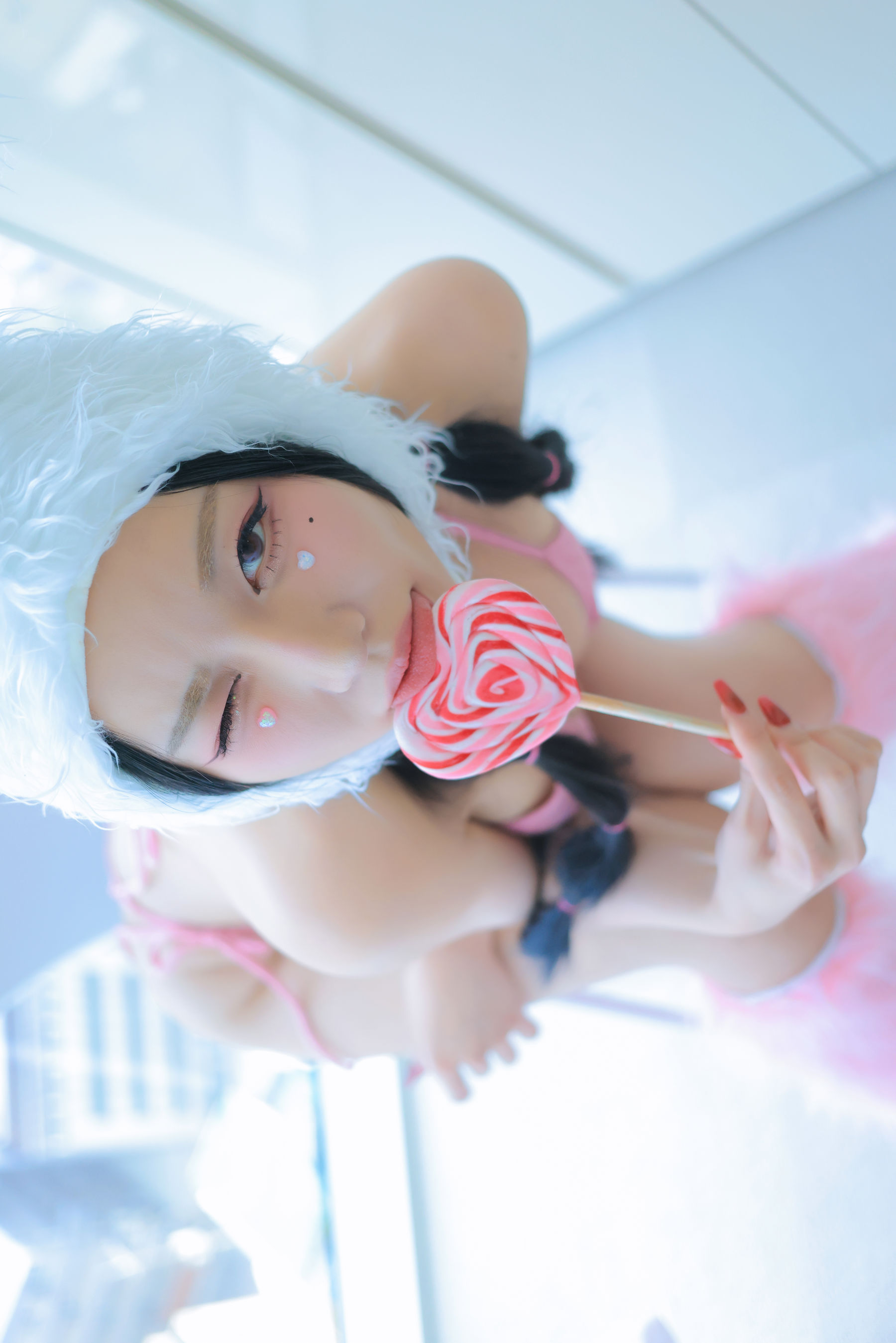 Dongeuran - Naked Bunny/(210P)