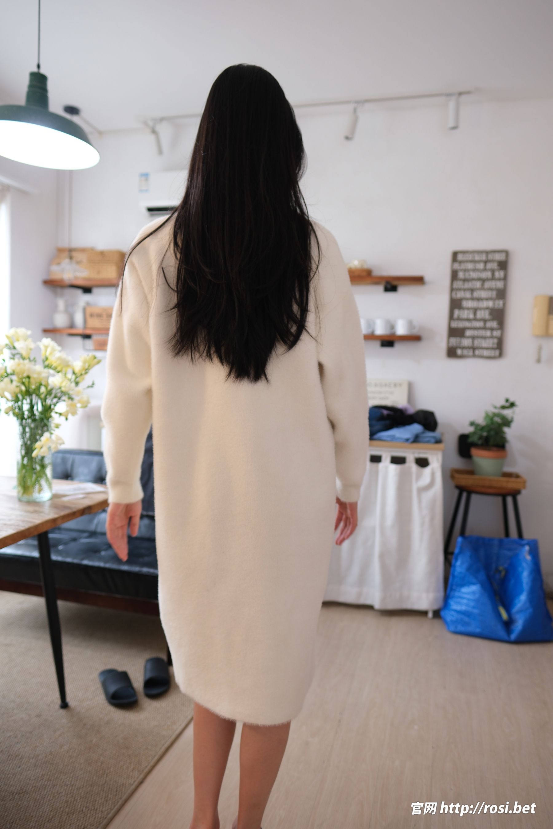 [ROSI写真] 2025.10.06 NO.5054/(65P)