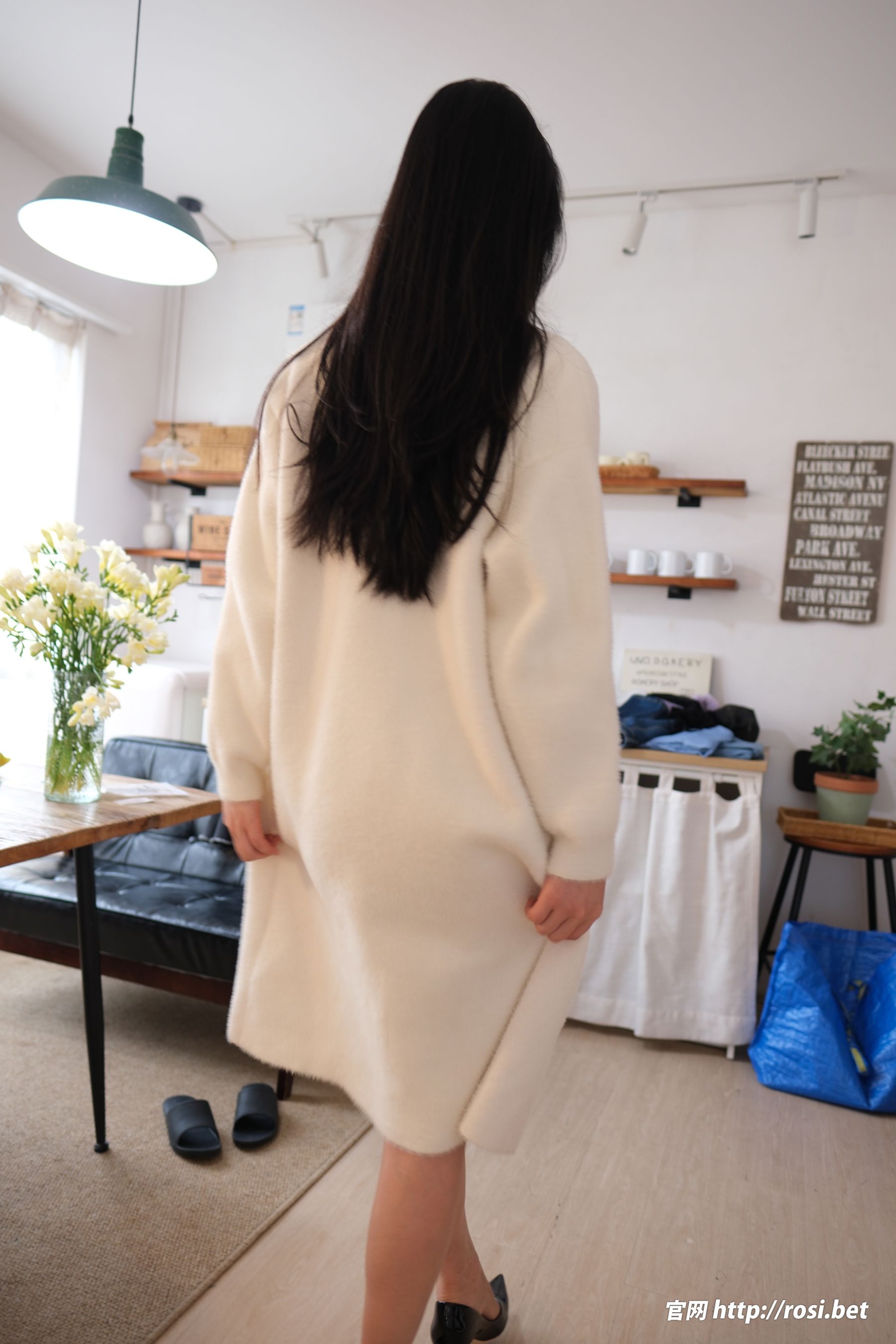 [ROSI写真] 2025.10.06 NO.5054/(65P)