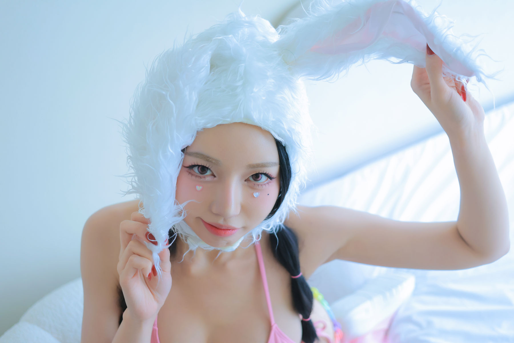 Dongeuran - Naked Bunny/(210P)