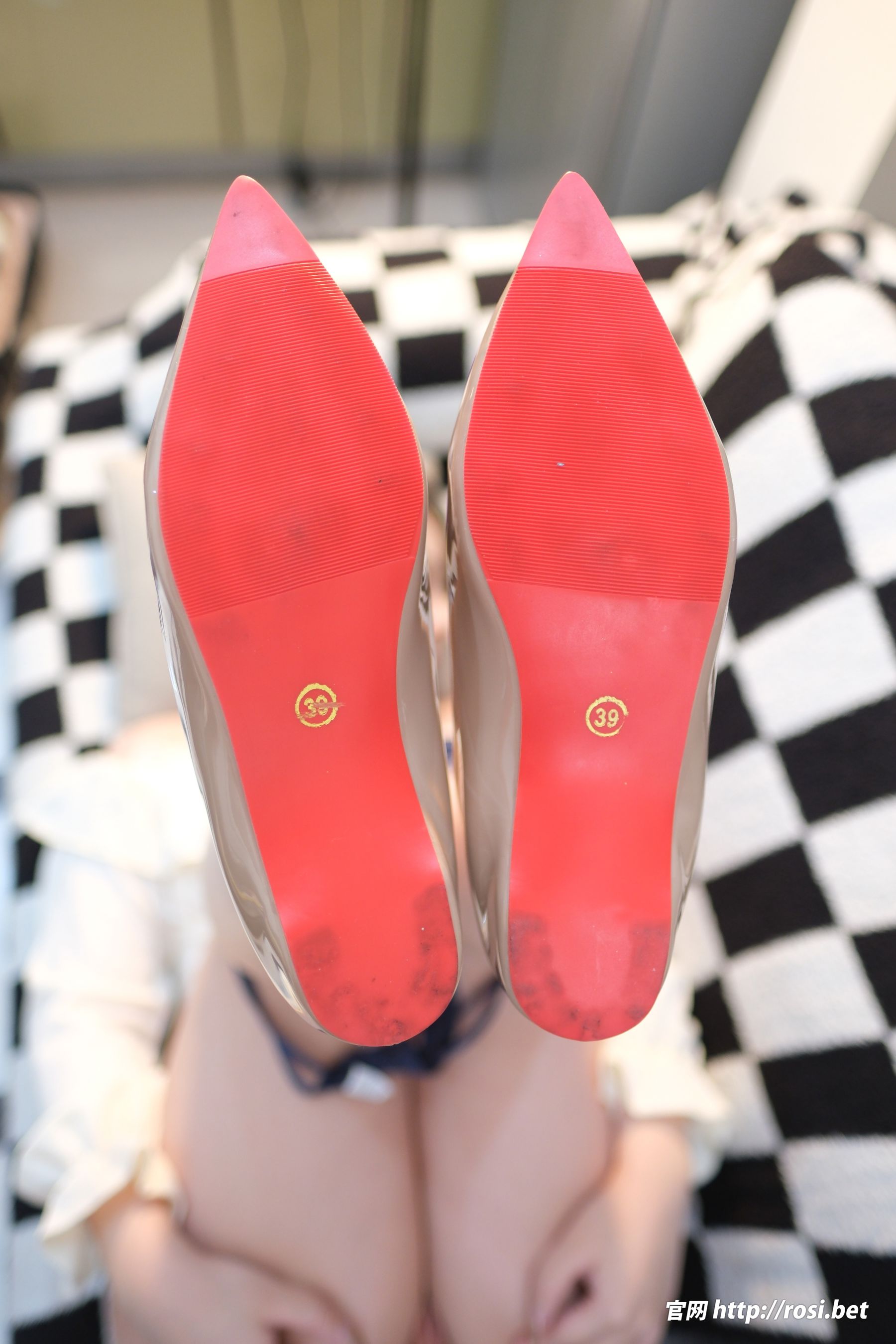 [ROSI写真] 2025.10.09 NO.5057/(117P)