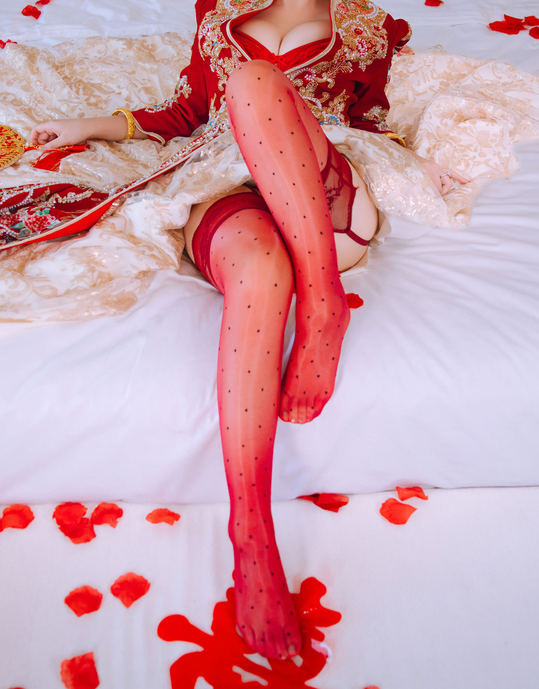 Cosplay 日奈娇 - 洞房花烛/(180P)