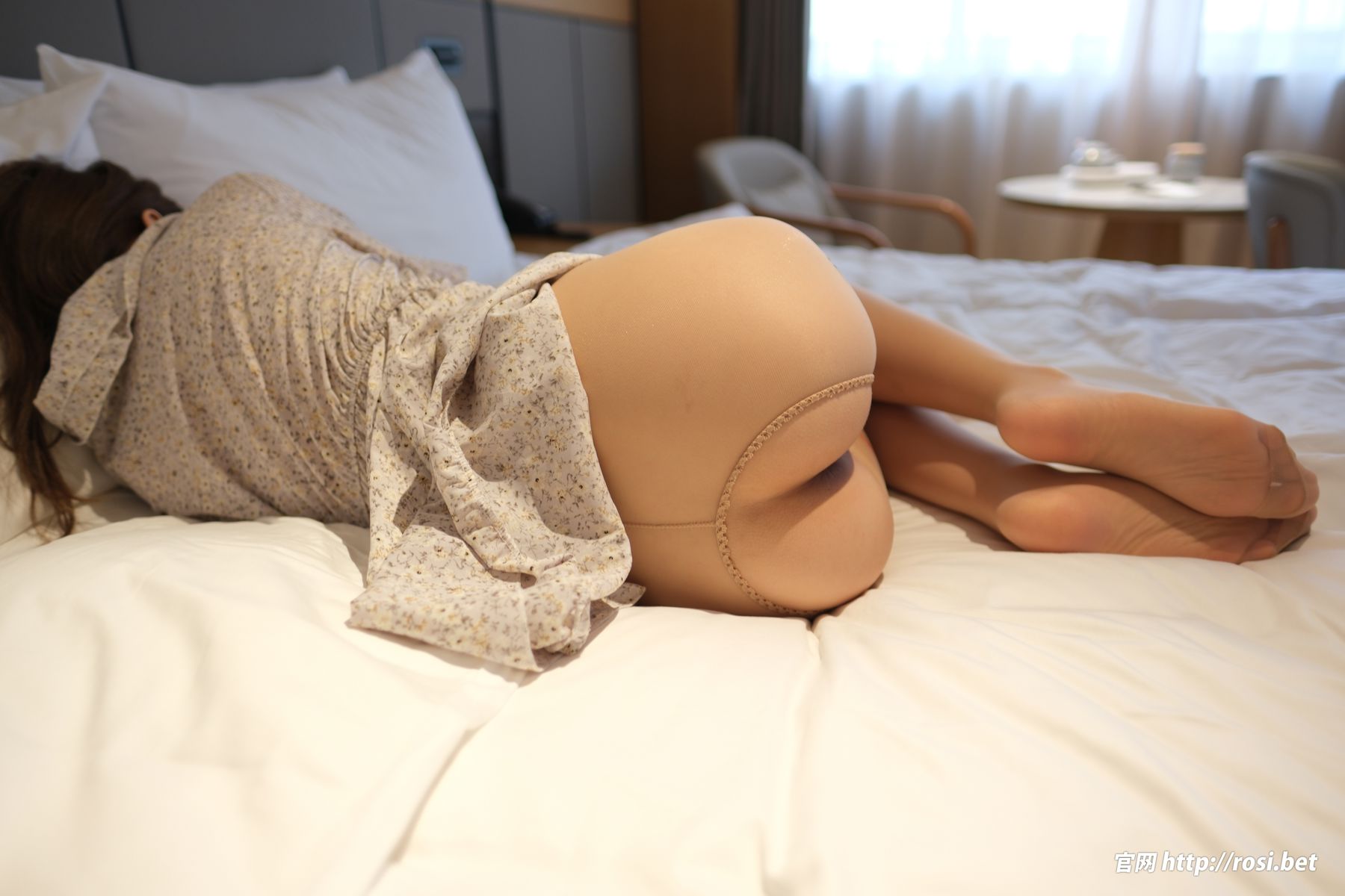 [ROSI写真] 2025.10.15 NO.5063/(117P)