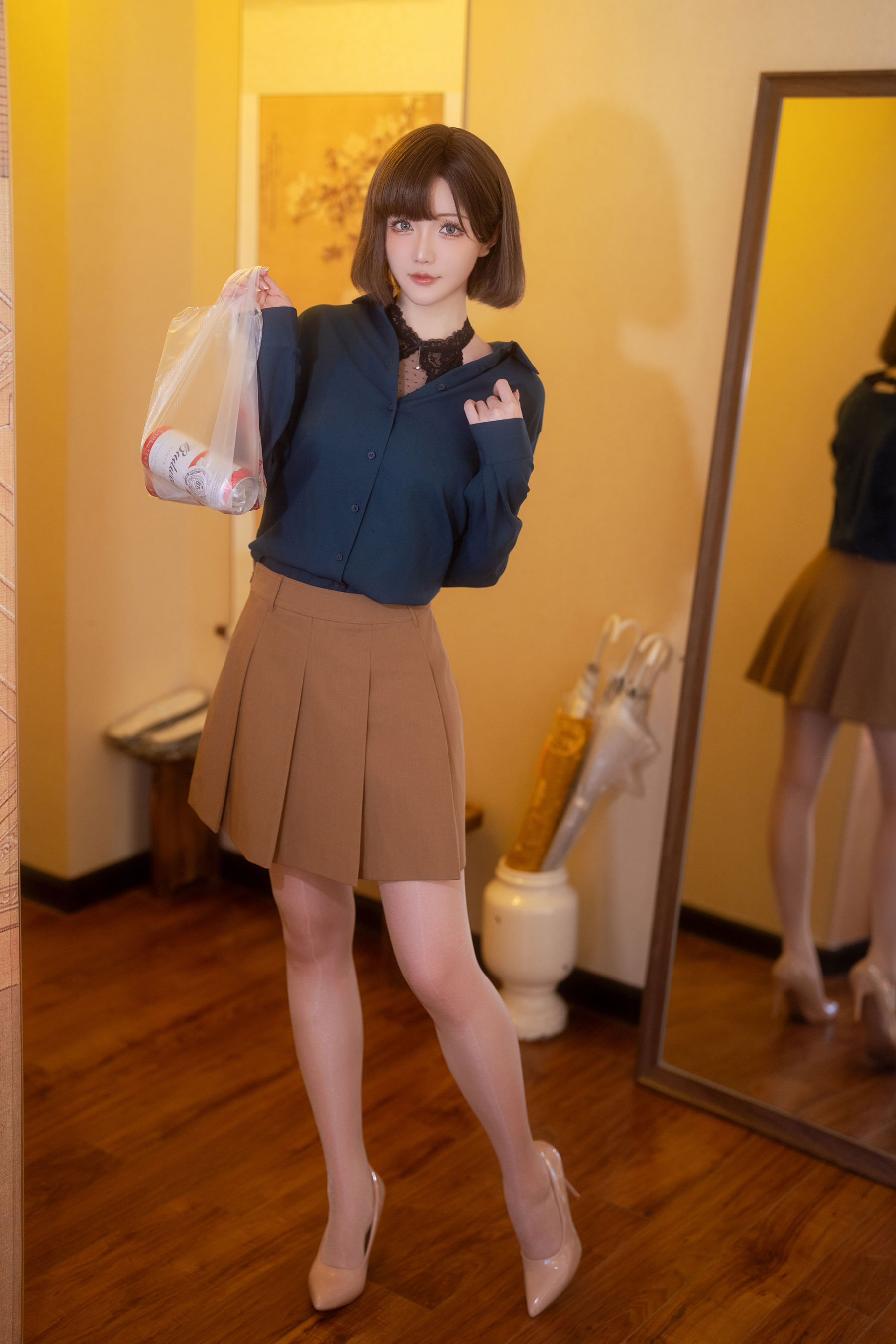 Coser小姐姐 星之迟迟 - 热心的邻居姐姐/(100P)