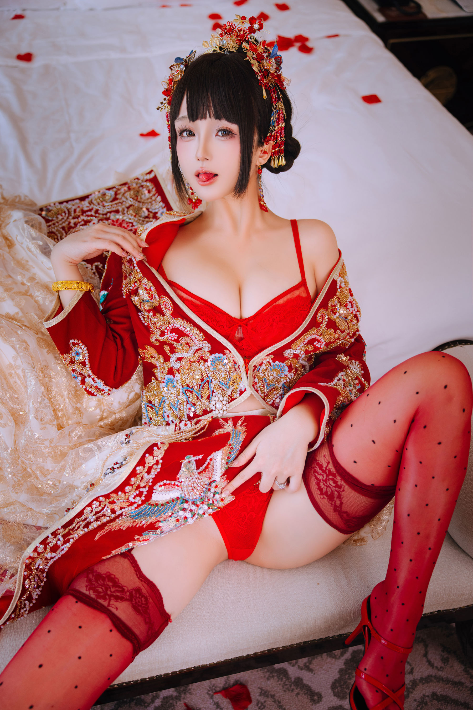 Cosplay 日奈娇 - 洞房花烛/(180P)